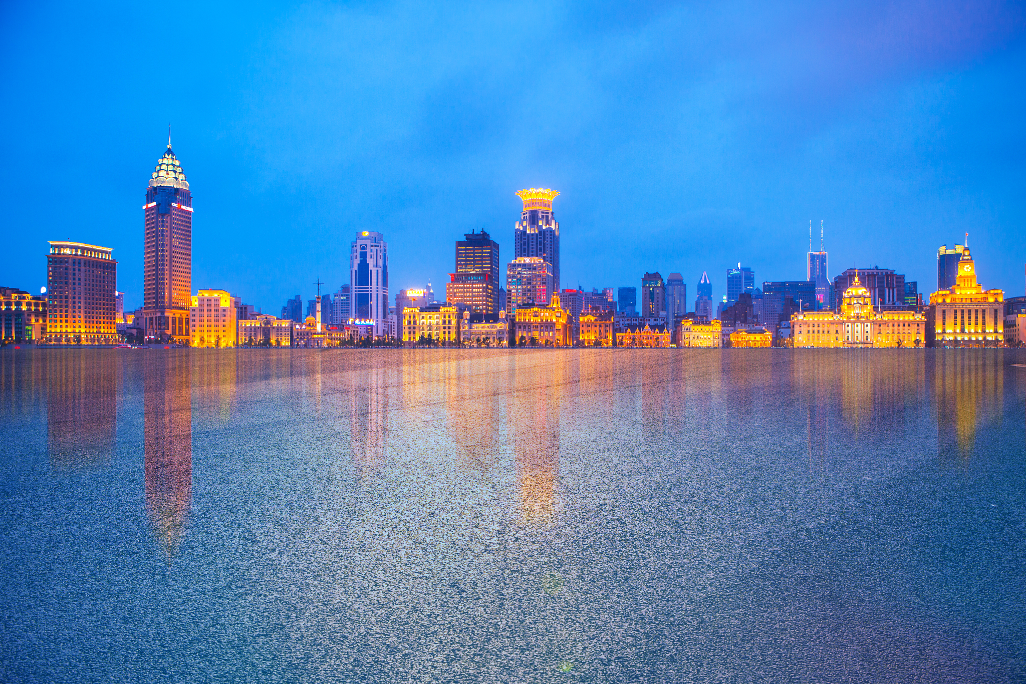 上海城市风光码头平台夜景