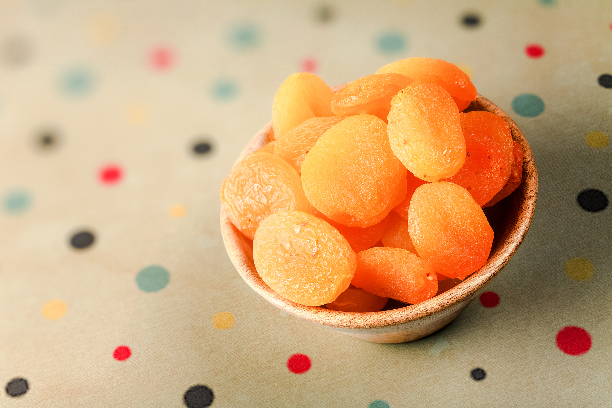 dried apricots in the bowl