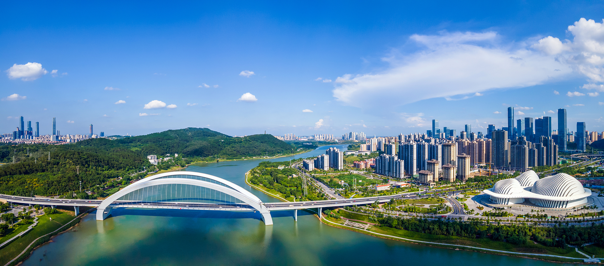 南宁民族歌舞艺术职业技术学校：培养艺术人才的摇篮