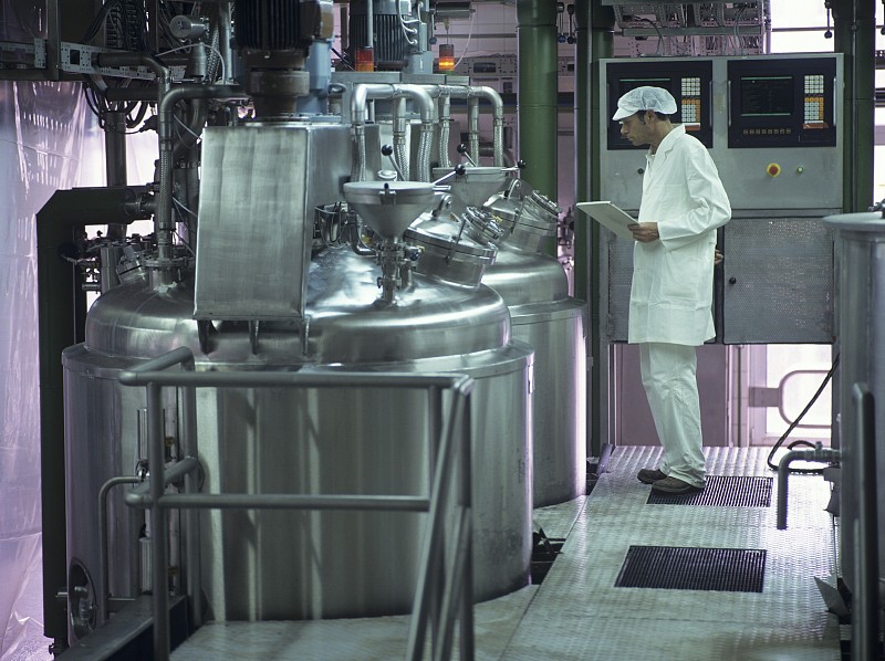 工厂提前植物油用什么加工设备 具体设备参数及使用技巧 和注意事项是什么呢我是一个做抖音的自媒体博主 昨天去了坐高铁去了西双版纳 感受了不一样的风土人情 请不低于2000字的分享