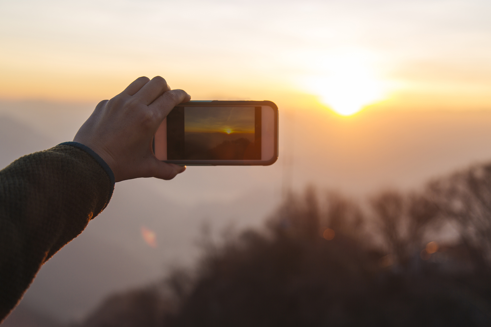 新手机相机测评：从美丽日出到沙尘暴，它都hold住了！