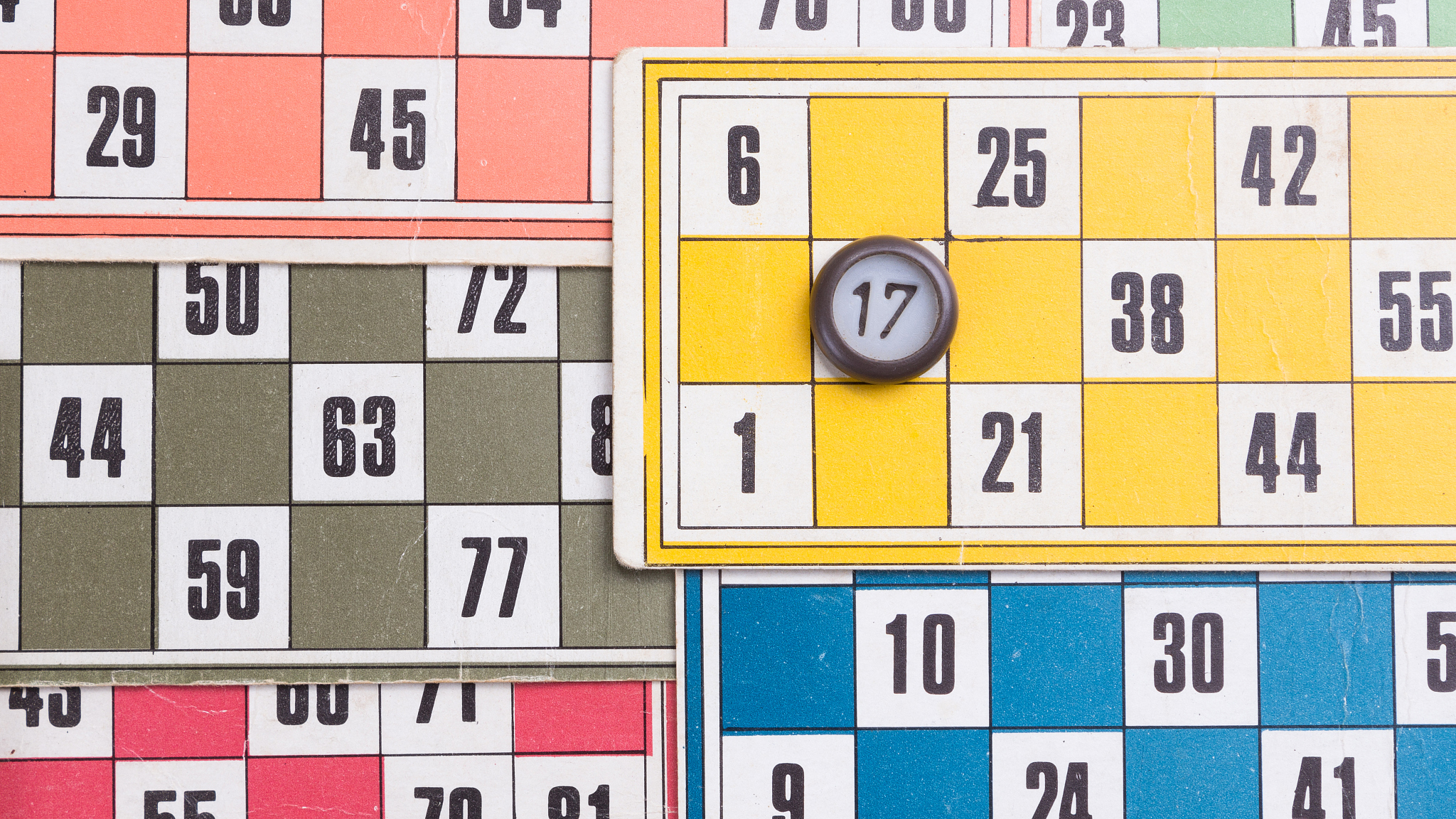 纸牌洗牌游戏：逆向推算初始顺序 (flag) - 解密挑战