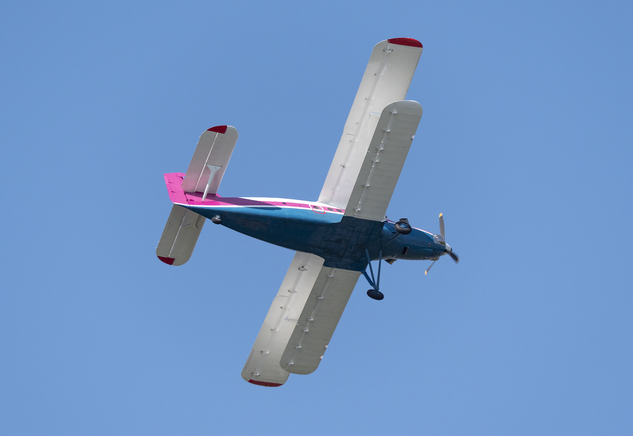 涪陵第五中学国际航空专业工资待遇解析：高薪行业背后的机遇与挑战