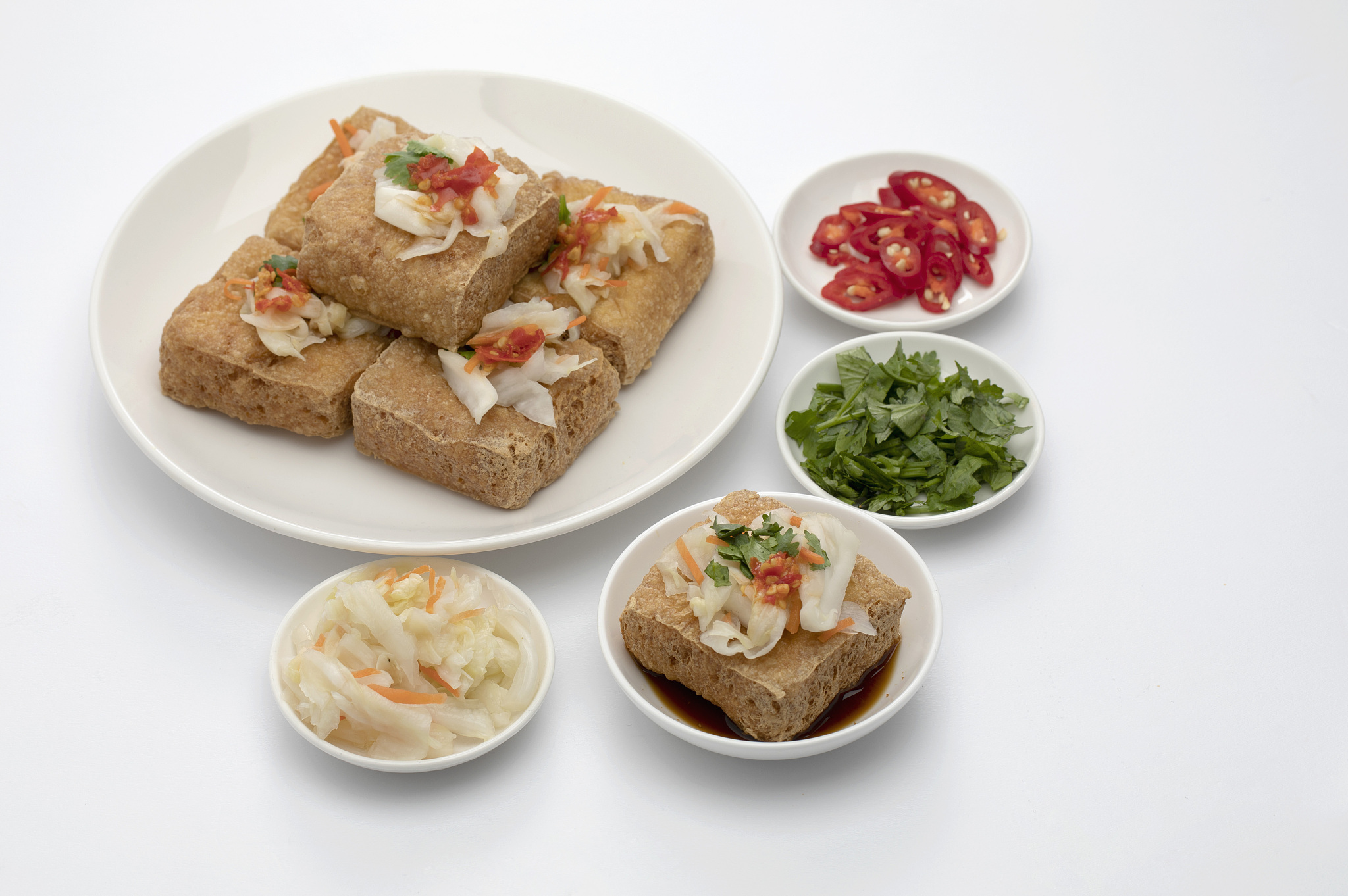 中式料理臭豆腐与泡菜