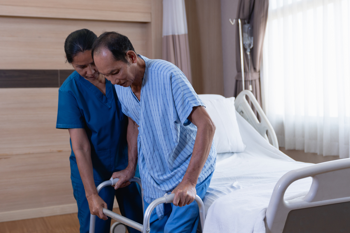 为什么要帮助长期卧床的病人活动机体