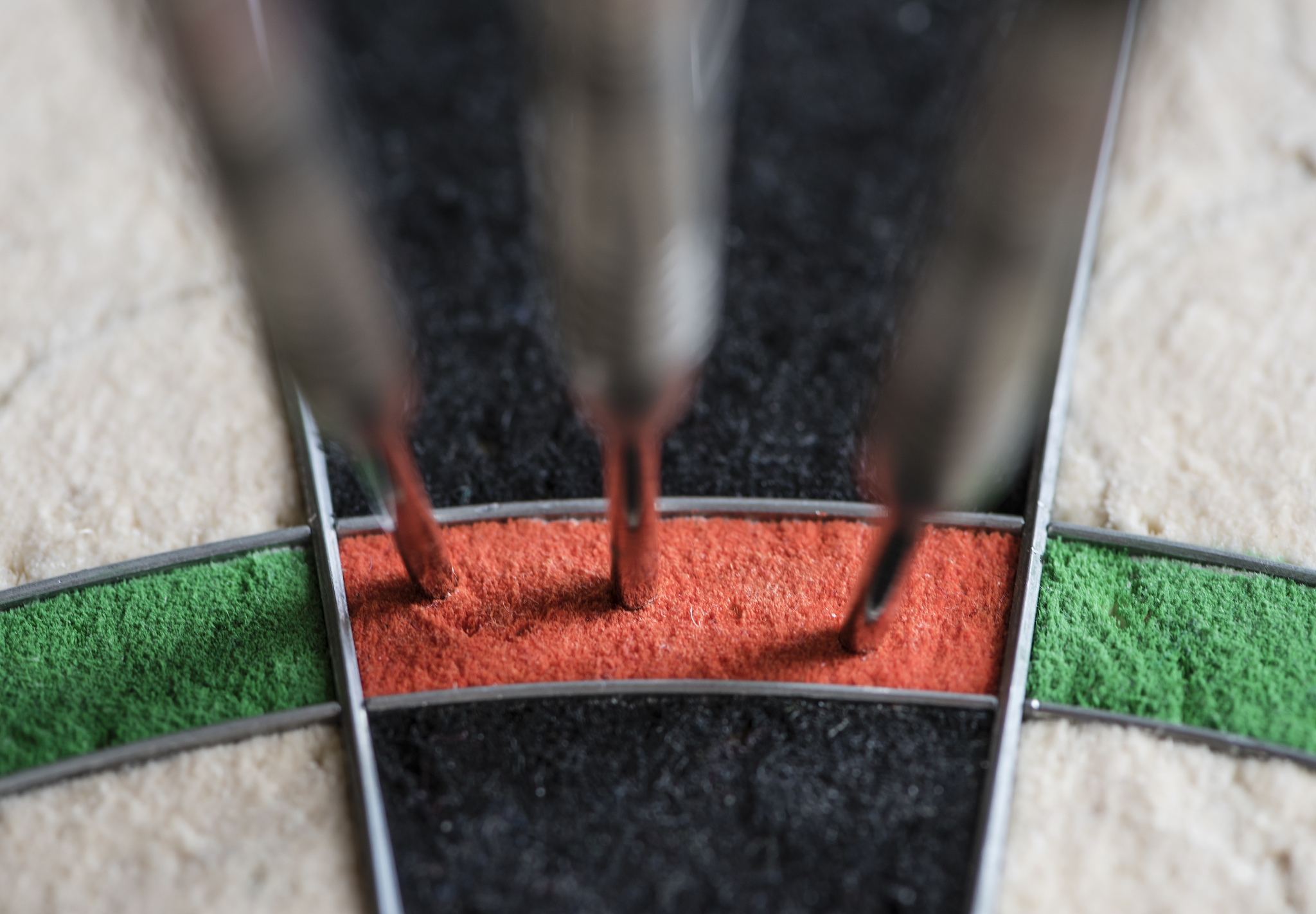 代码报错import dartconvert;import packagefluttermaterialdart;import packagediodiodart;class StreamTextPage extends StatefulWidget override _StreamTextPageState createState = _StreamTextPageState;class