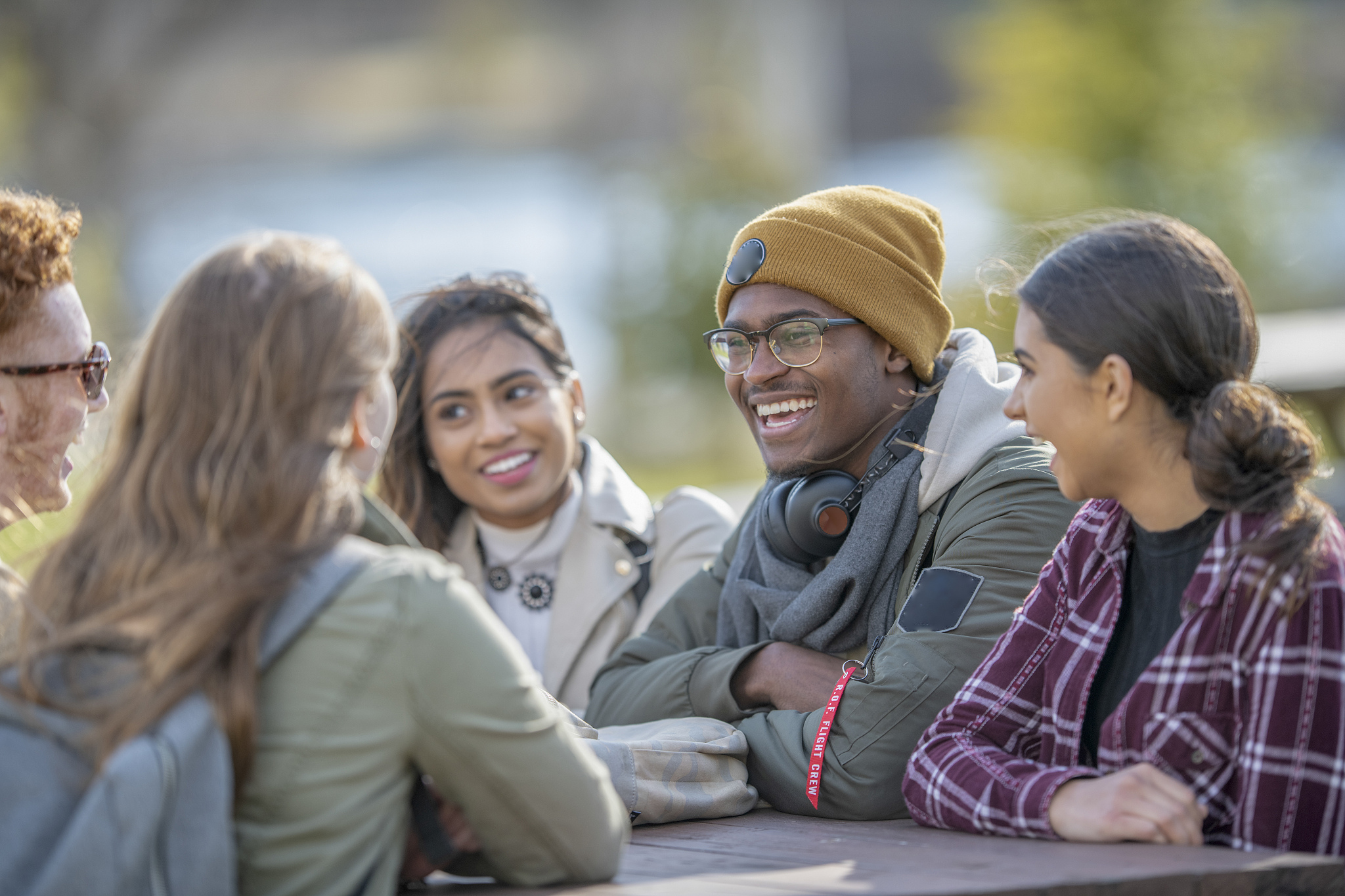 Introducing My Best Friend Li Hua to You - Wang Feng