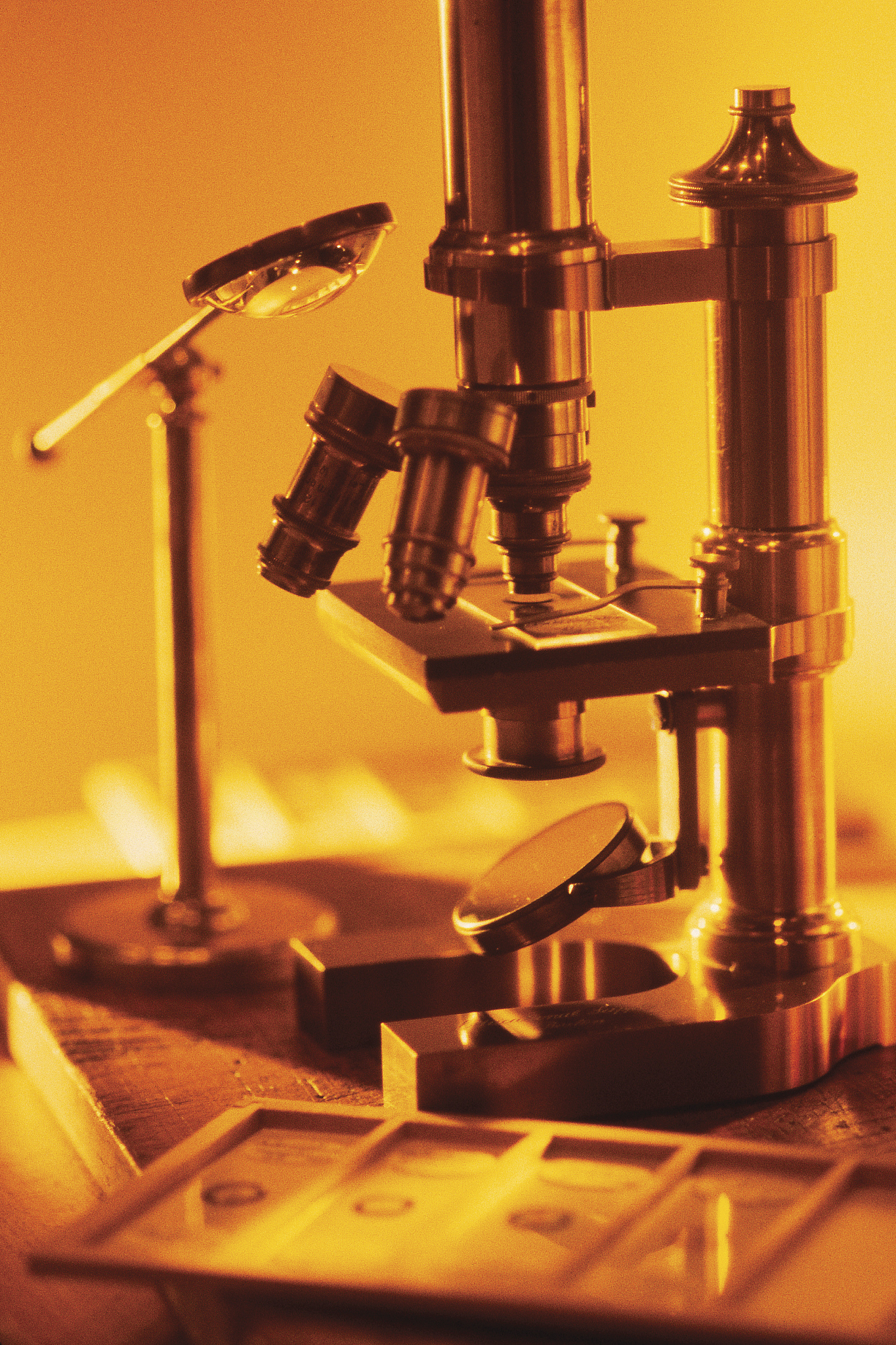 请列举10个莱顿弗罗斯特效应在现实生活中的具体应用