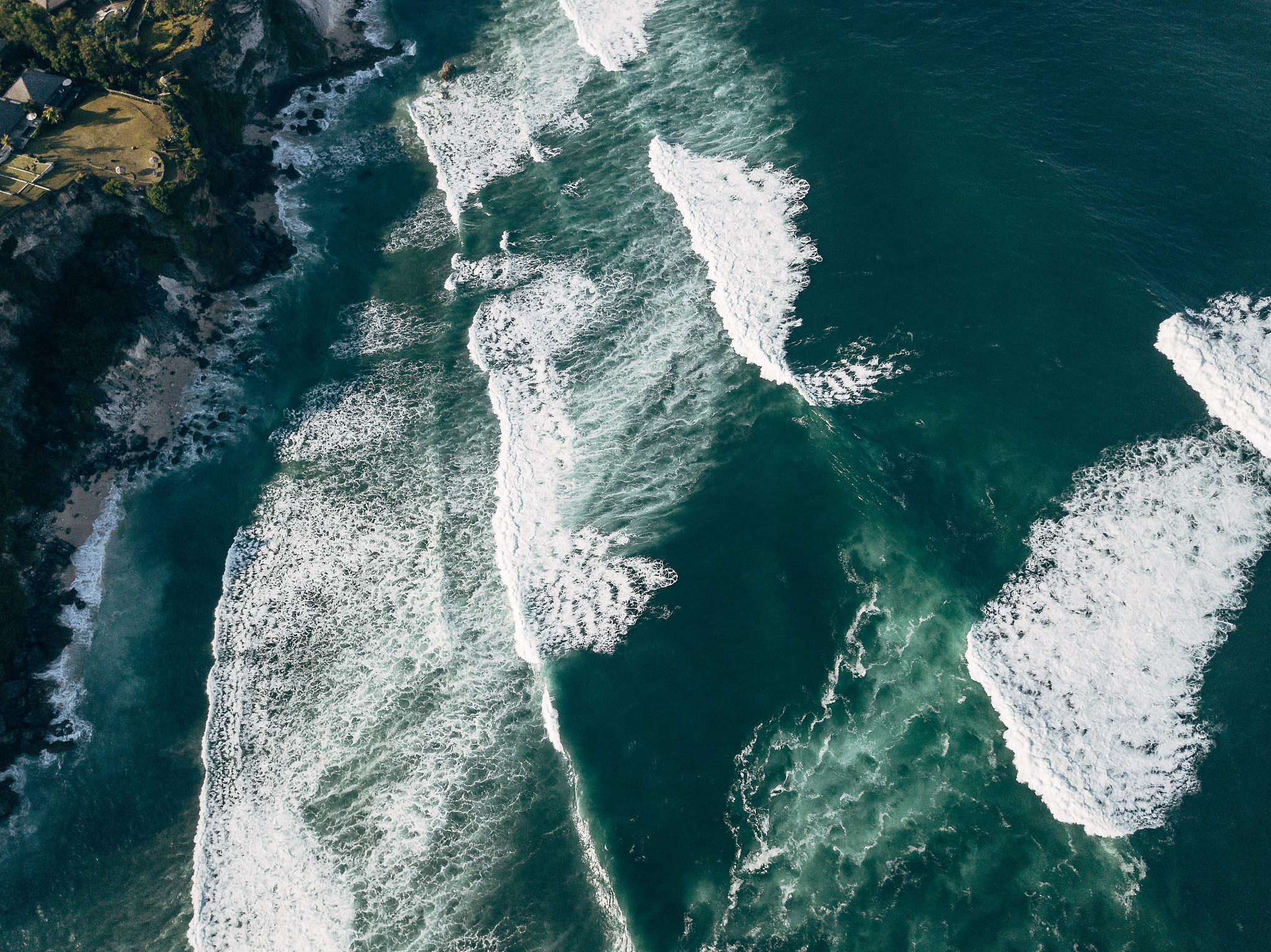 5000字有关东非吉布提地区降水影响因素及其变化特征的科技论文