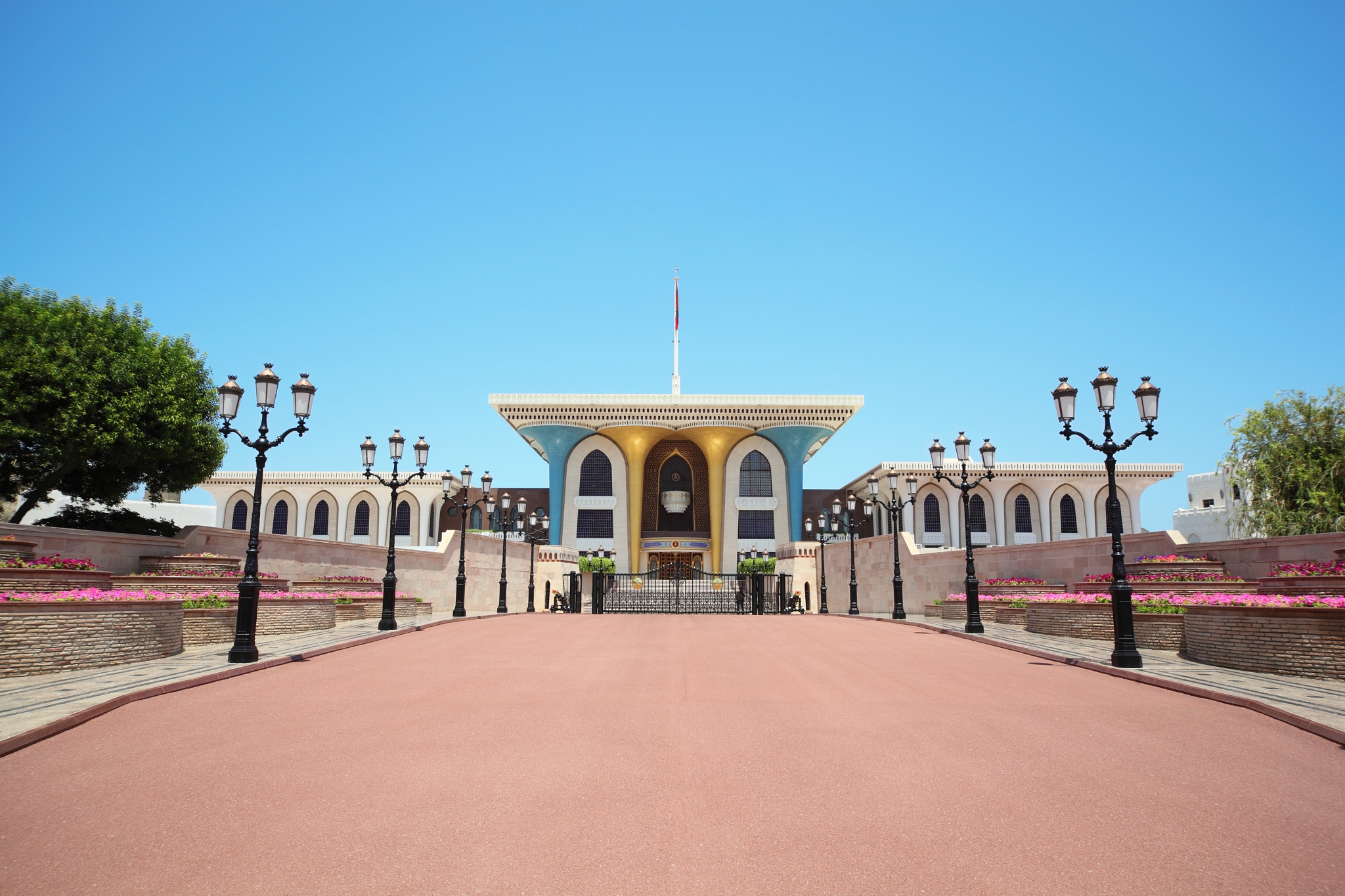 entrance to sultan's palace in oman