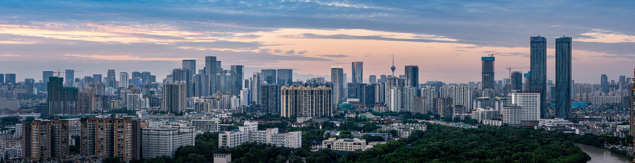 成都铁路学校城市轨道交通供电专业怎么样？就业前景、师资力量、合作企业等分析