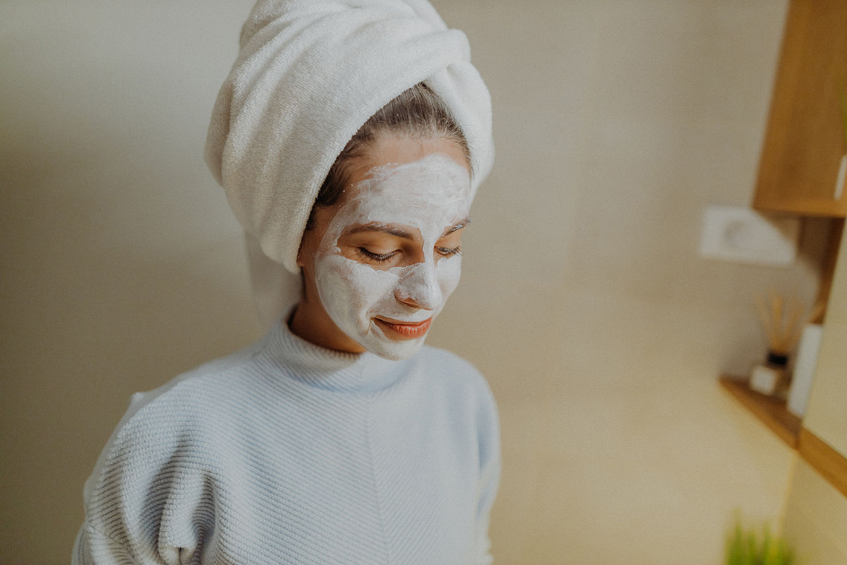 脸上干皮怎么办？6个方法改善干燥问题