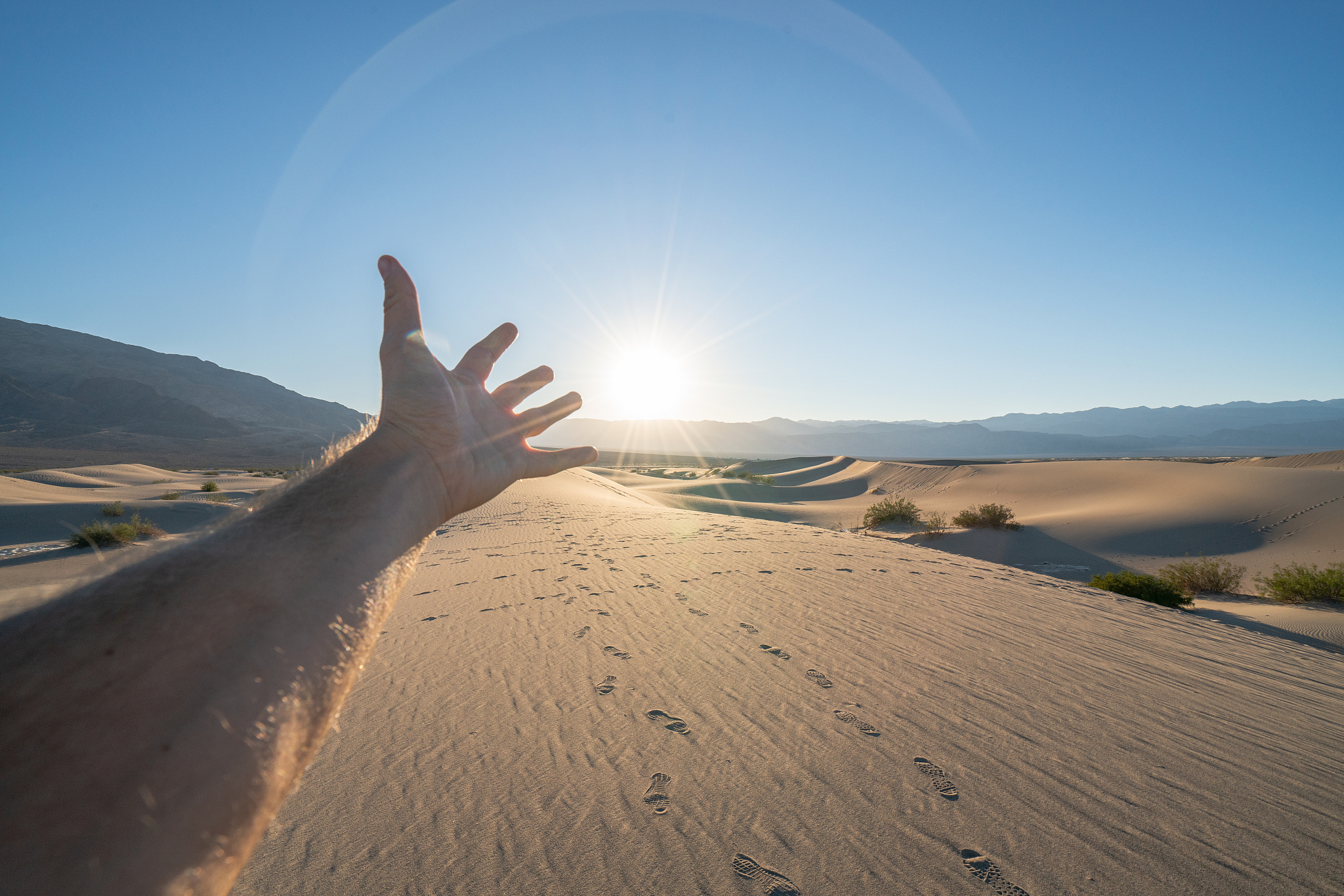 沙漠武侠歌曲：燃烧的烈阳，永不放弃的信仰