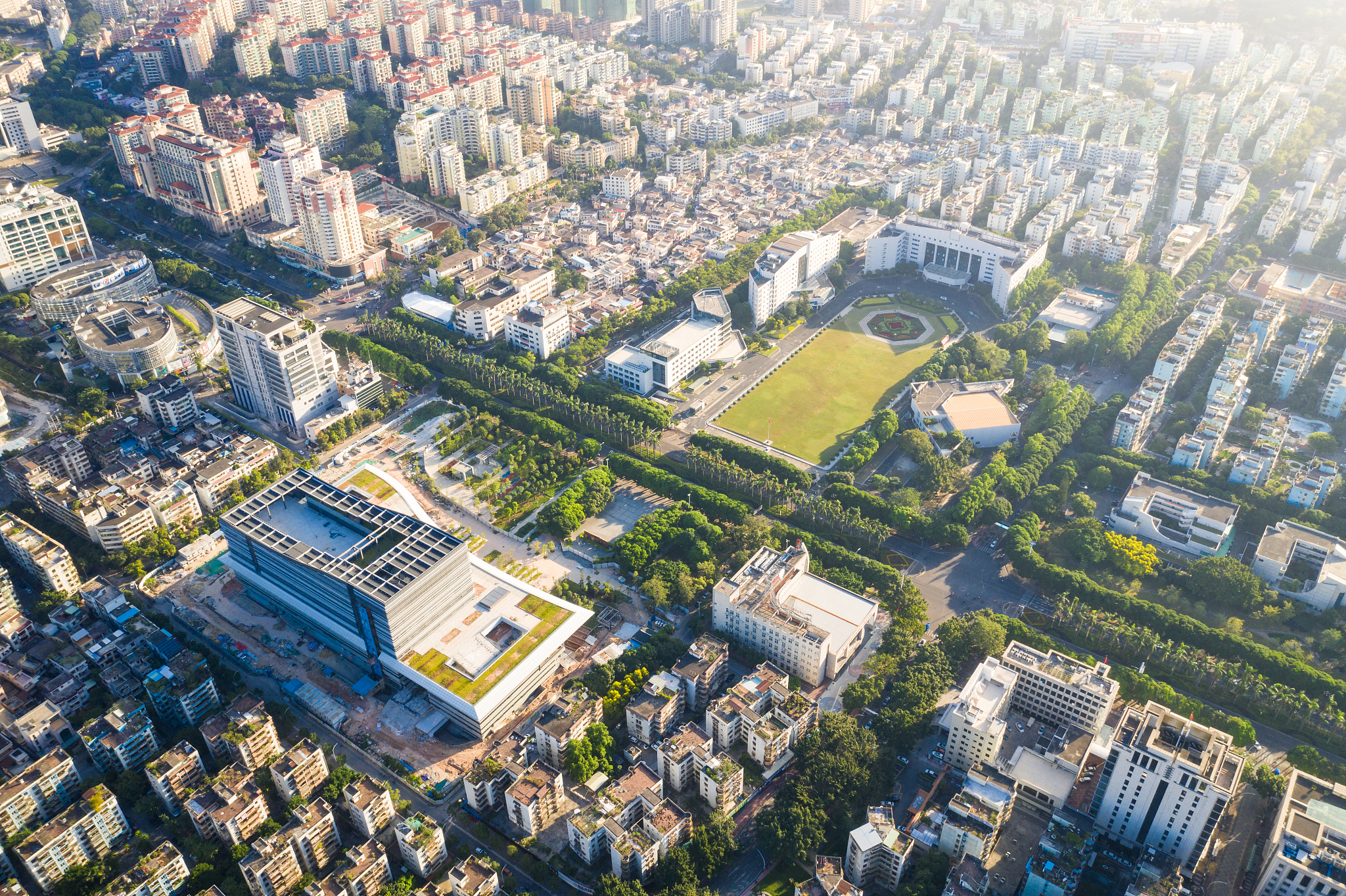 传递窗适用行业：餐饮、酒店、银行、零售、医疗、快递等