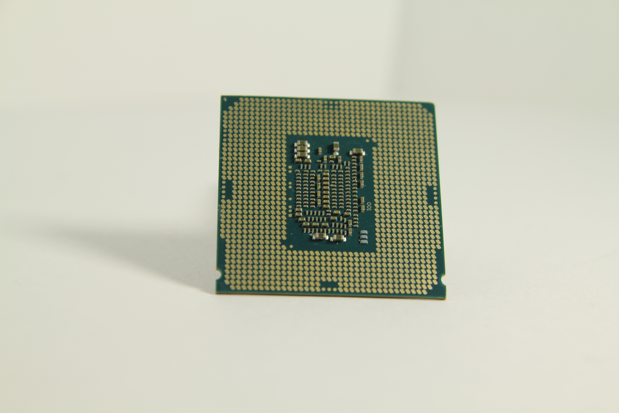 如何辨别 CPU：品牌、架构、频率、核心数、缓存详解