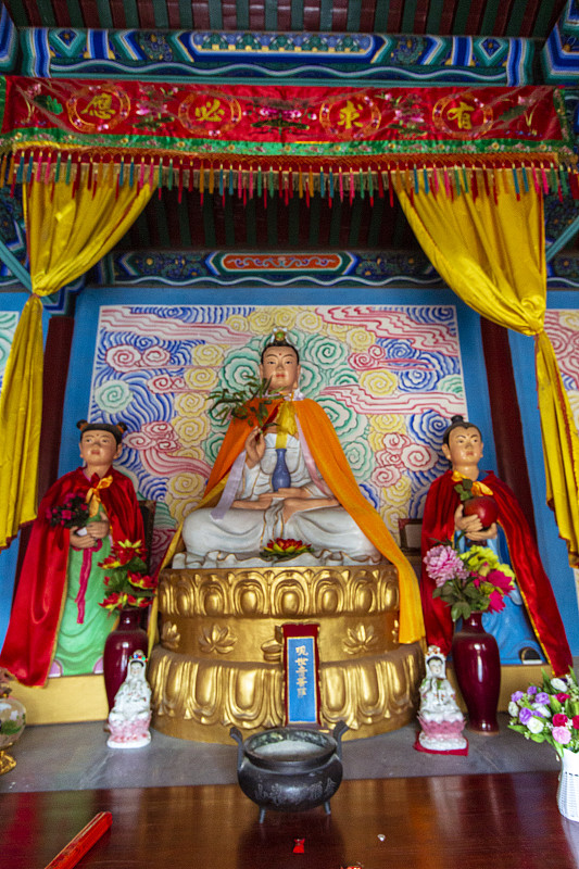大连横山寺有月老庙么