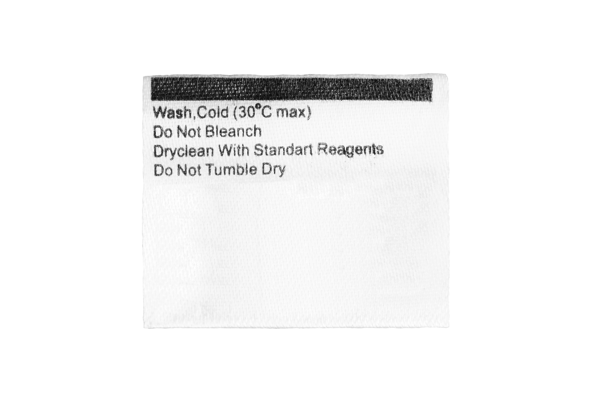 1感谢对方自接洽以来一直保持的积极寻求合作的态度表示很愿意回答对方关于我方拟出口村衫的包装问题。2衬衫打算这样包装：每件装入一个防水塑料袋再装入一个纸板盒一打盒装入一个内有隔潮衬里、外用绳子捆鄉加固的纸板箱。这样做的主要目的是在远洋运输过程中尽可能好地防潮。3是否同意请对方回复。