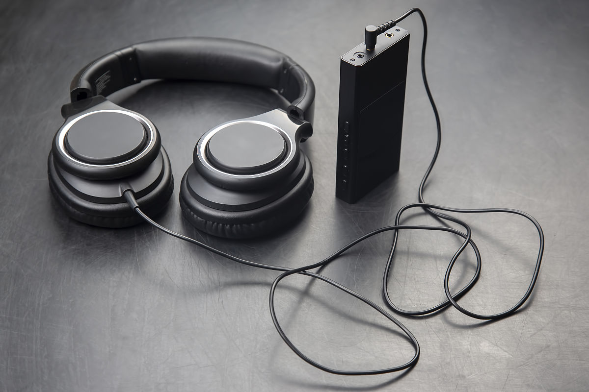 AKG18000耳机评测：音质震撼，真实还原音乐细节