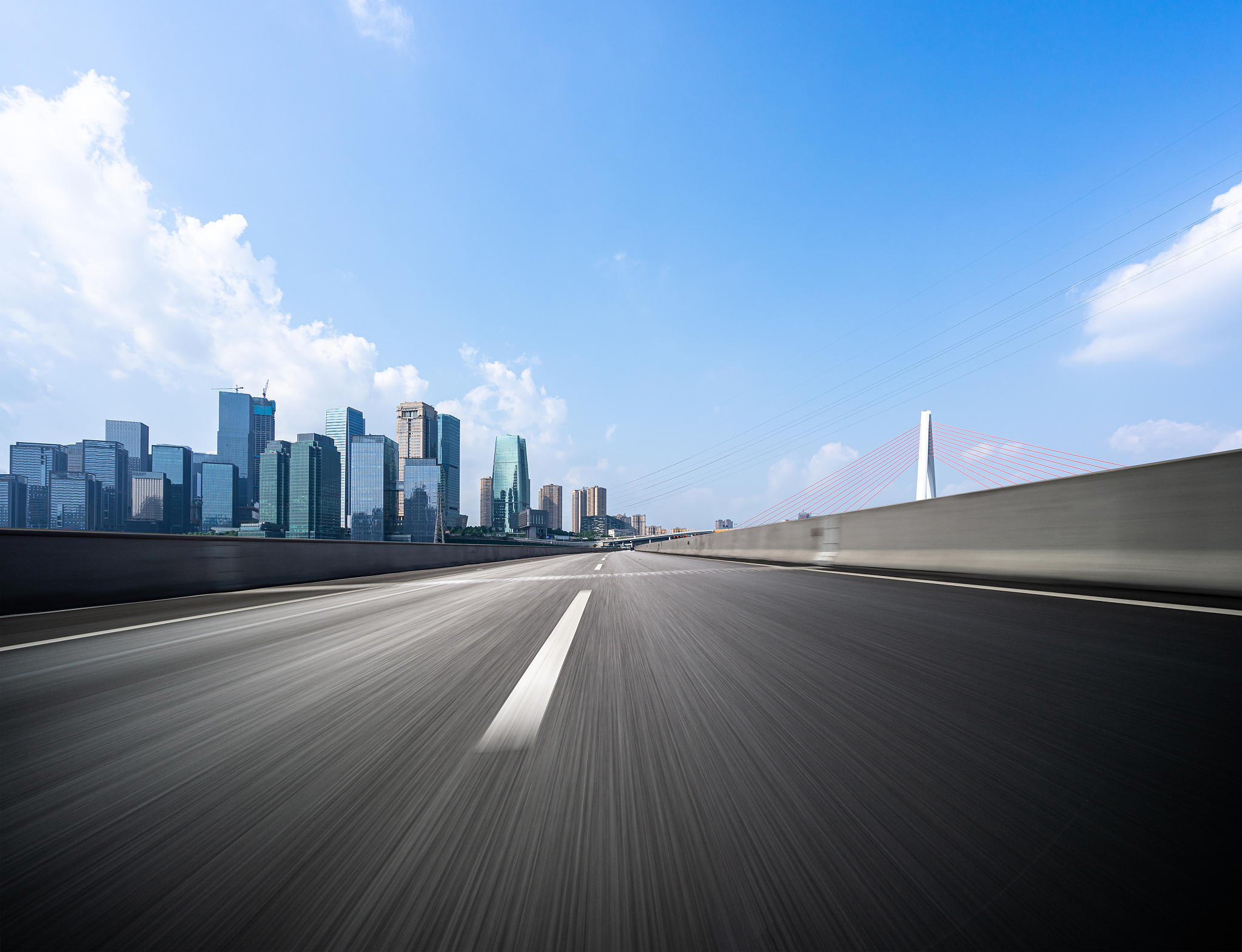 重庆职校公路维护与管理专业解读 - 未来公路建设和维护的重要人才