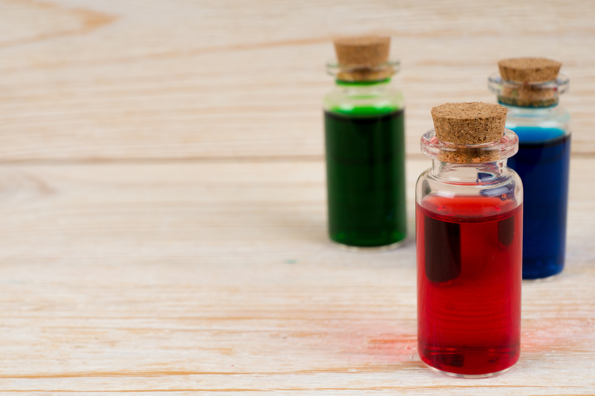 葡萄内酯：护肤、食品添加剂和葡萄酒制作的关键成分