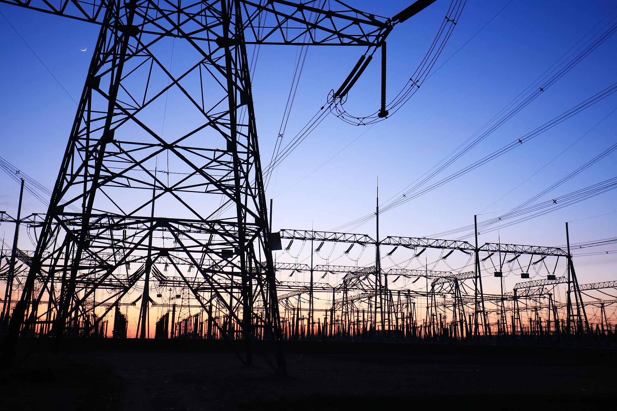 贵州五年制大专学校热门专业推荐：计算机、旅游、电子信息、环境工程