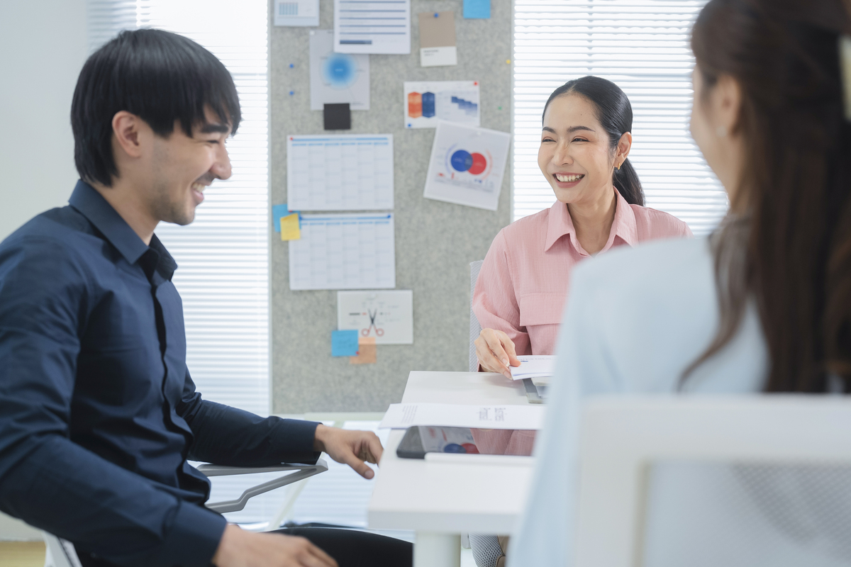 别被外表迷惑！新员工看似老实，实际可能大有乾坤