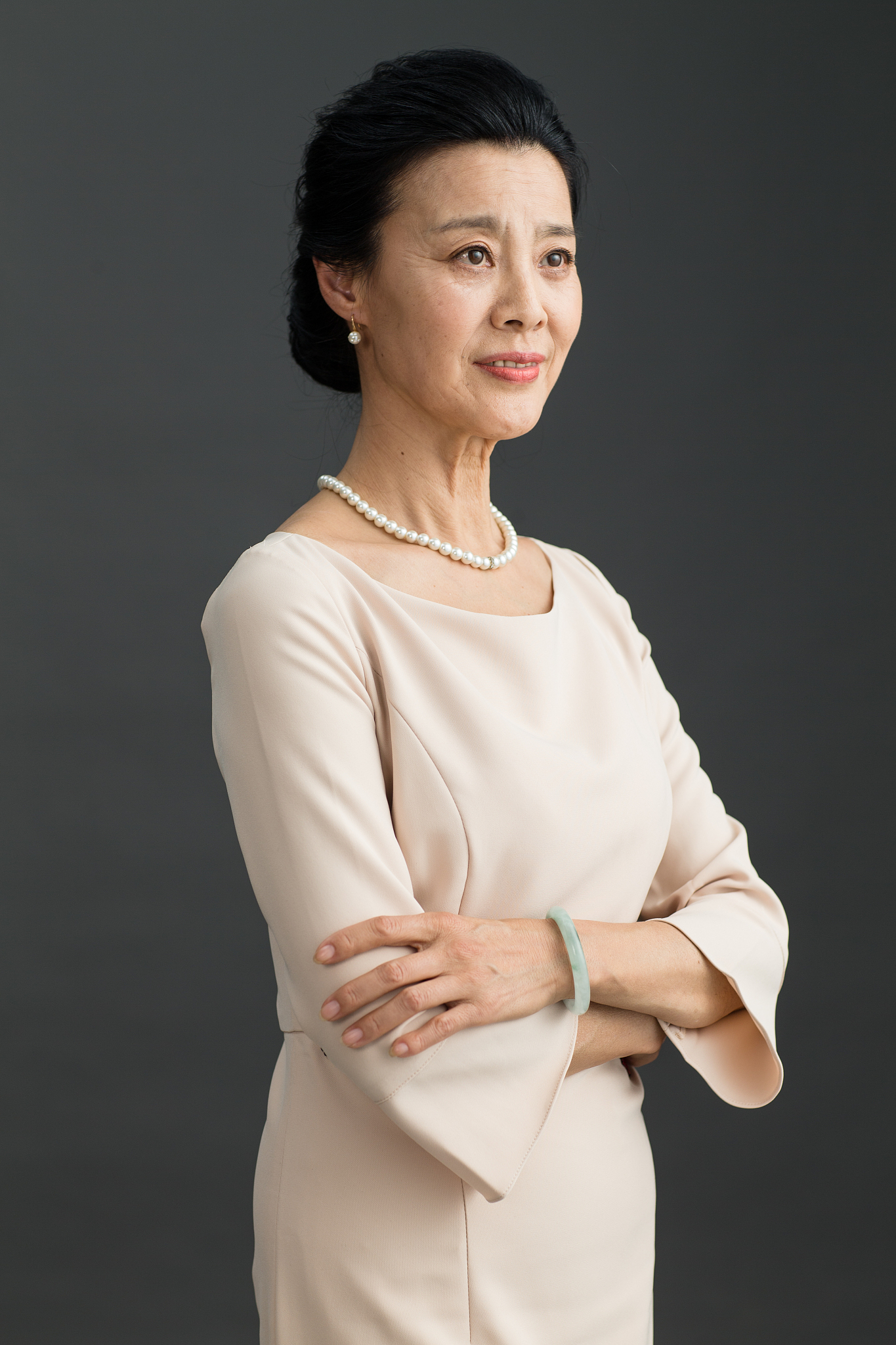 优雅女士肖像