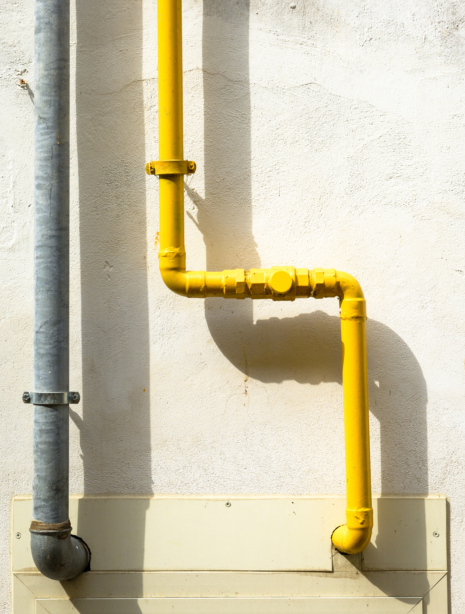 马桶水排到最后要流水吗 帮我用300字描述