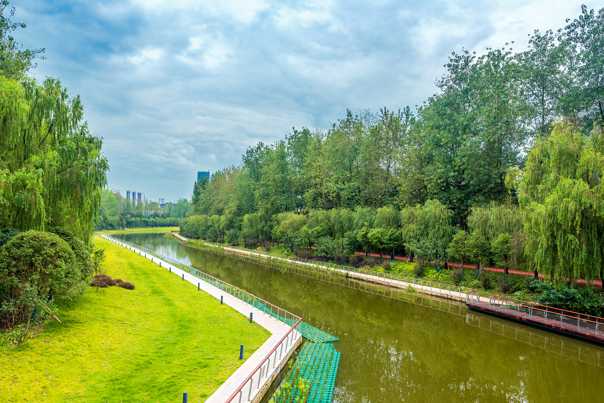 西宁市河长制建设：措施与经验