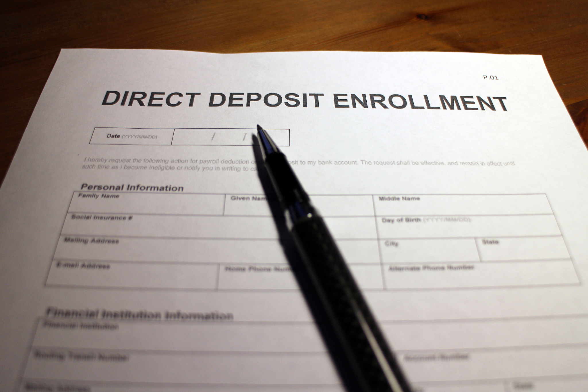 如何在 SQL Server 2005 中删除表格