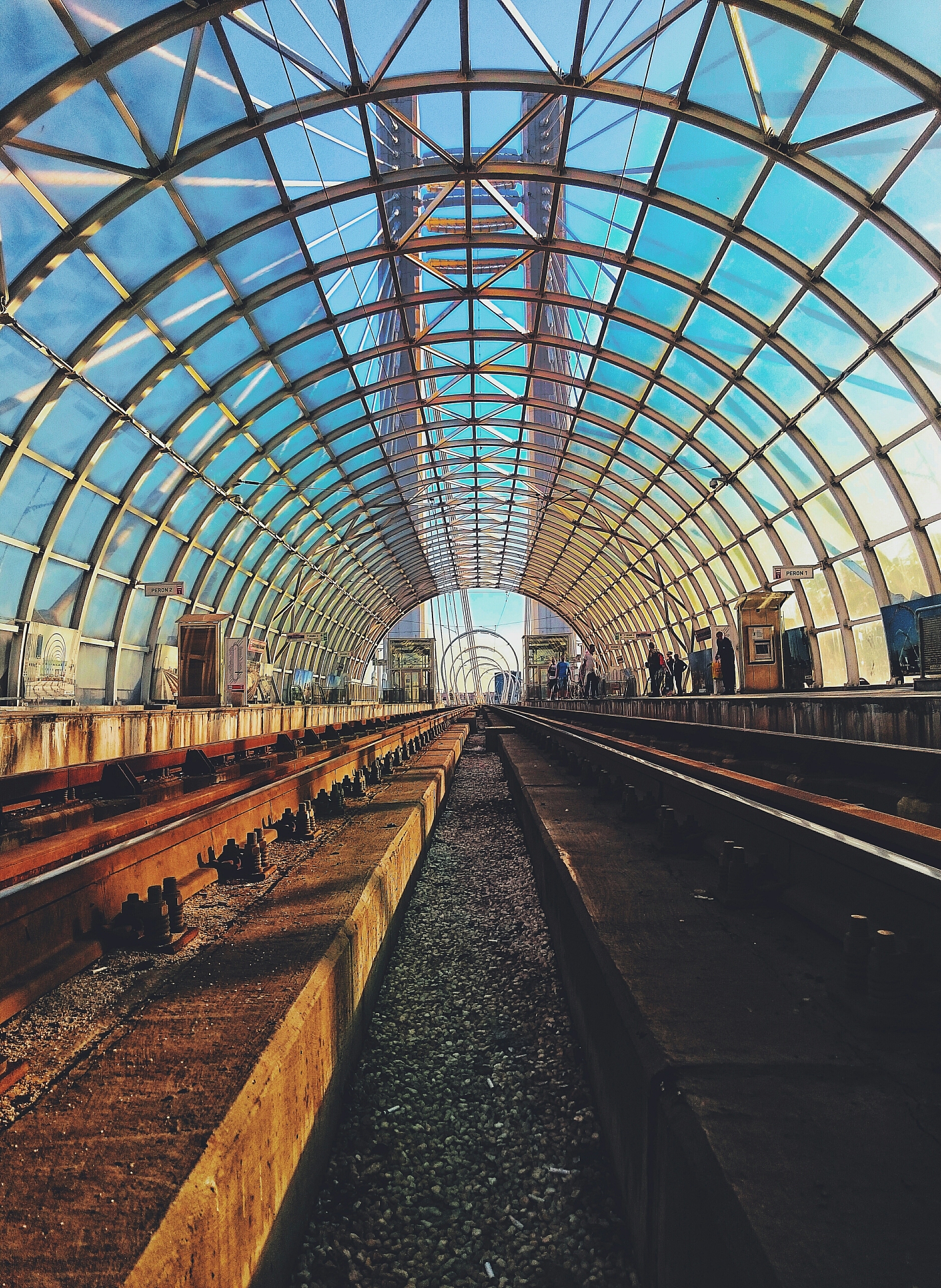 成都铁路专业学校的办学条件好不好？