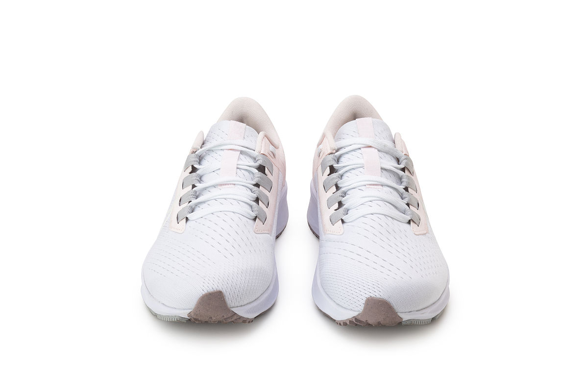 最佳运动鞋品牌推荐：Nike、Adidas、Converse 等