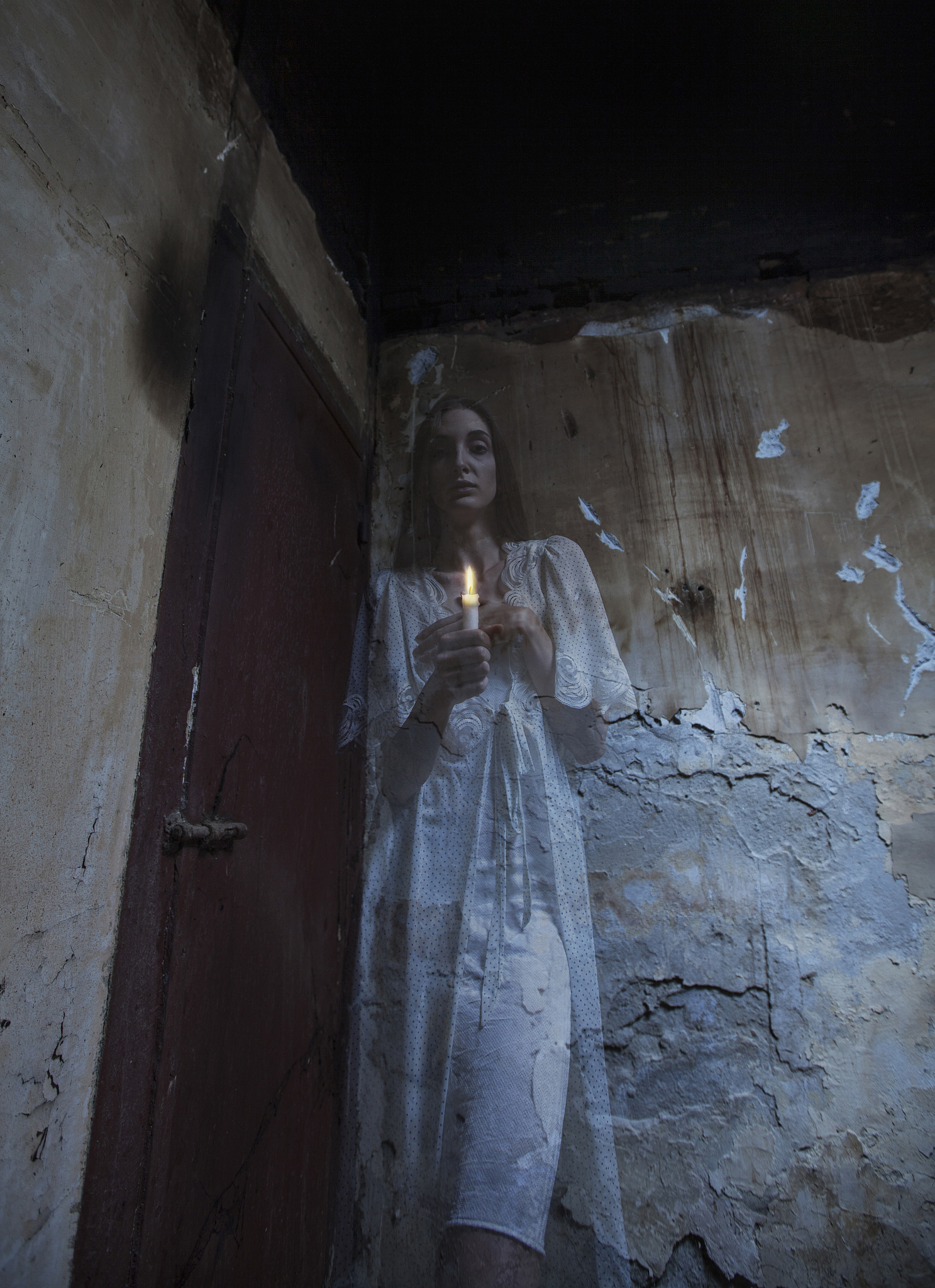 疯狂星期四v我50：悬疑小说家李雅琳的惊悚经历