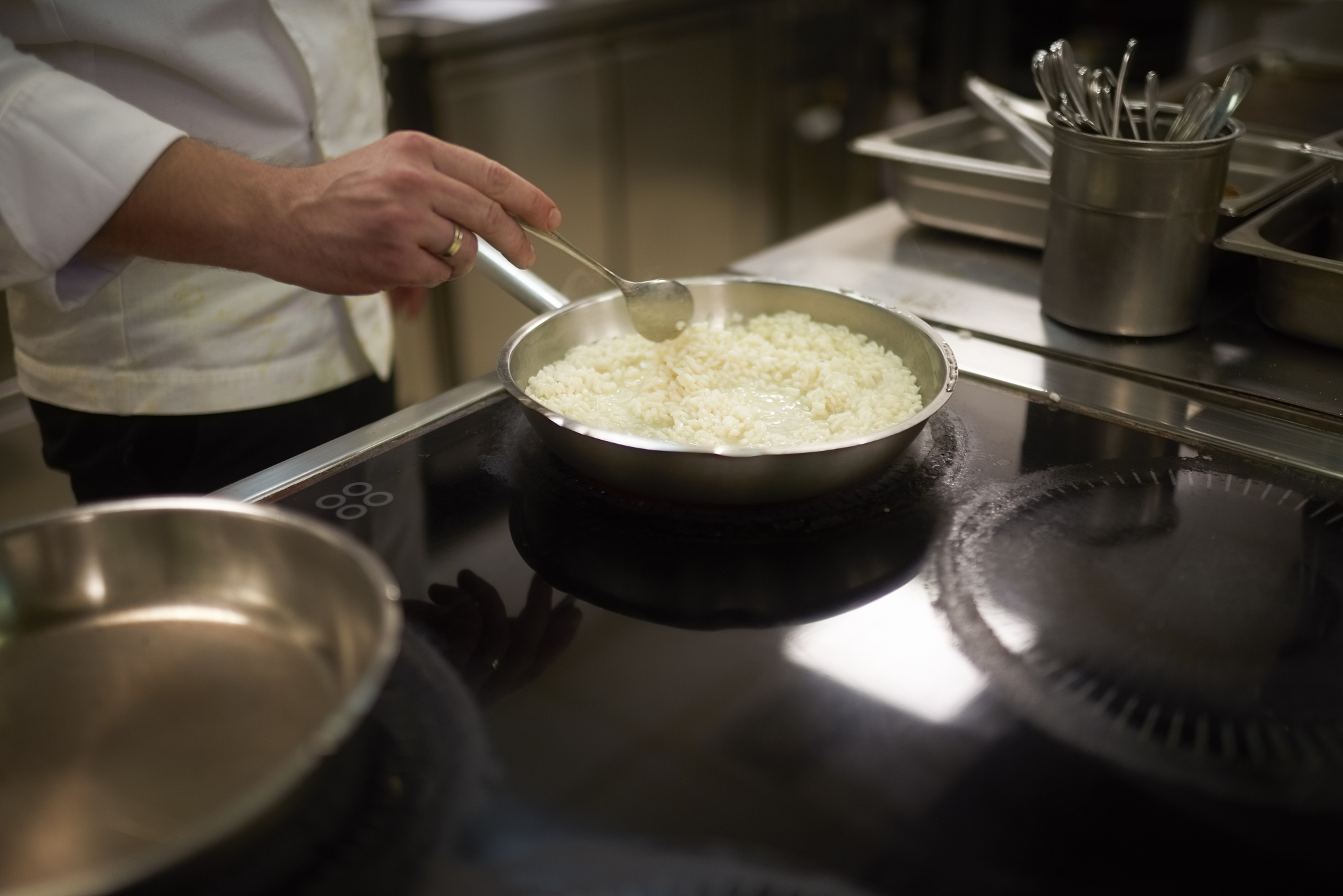 宁海第一职业学校2022年招生专业 - 哪个专业适合你？