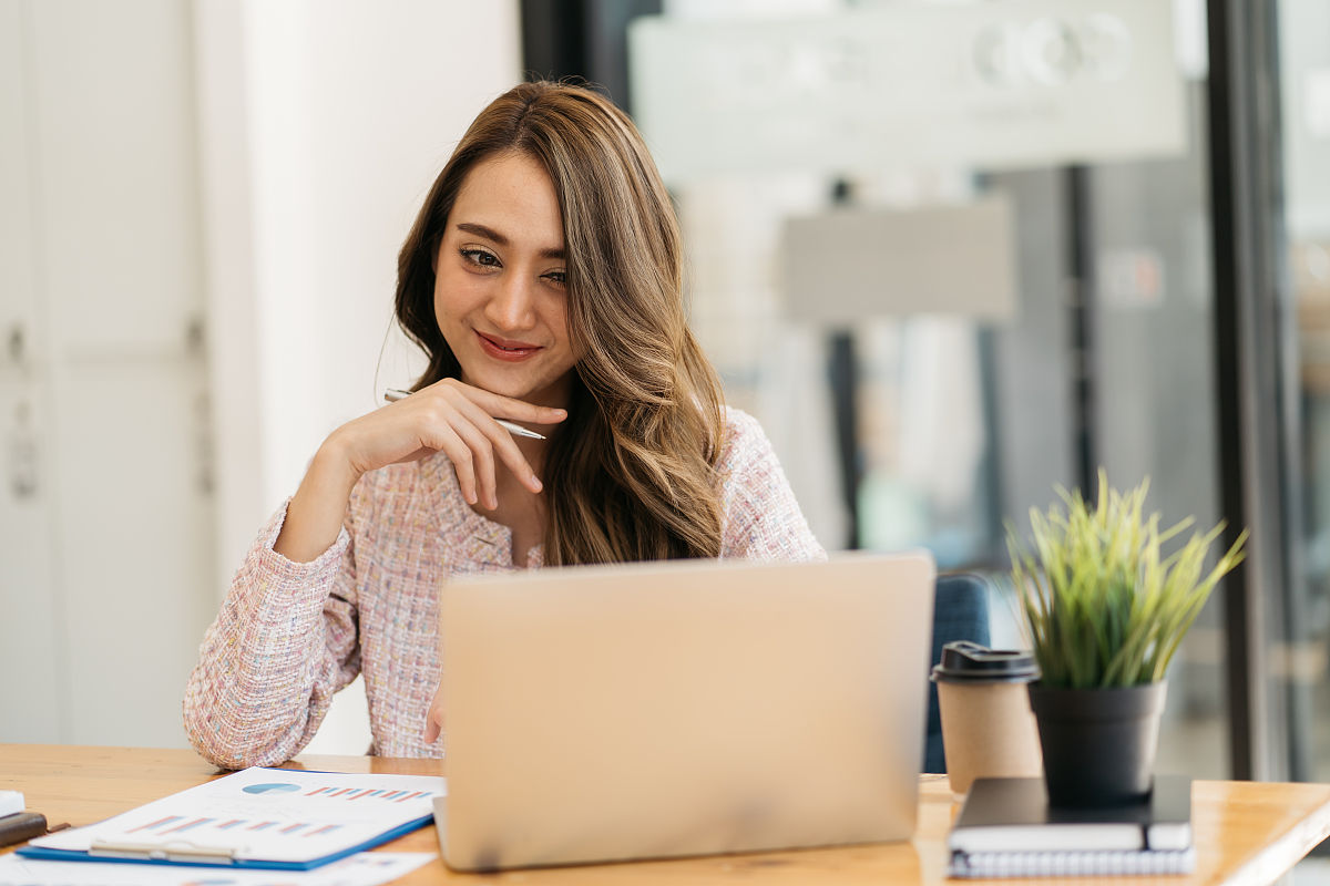 烟台港口高级技工学校是公办学校吗