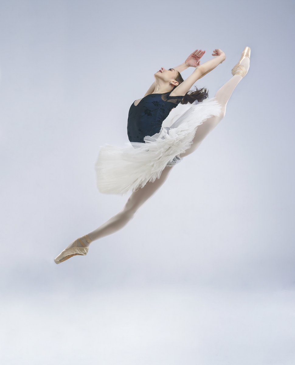 黑白天鹅舞段编舞演变史：从古典优雅到现代演绎