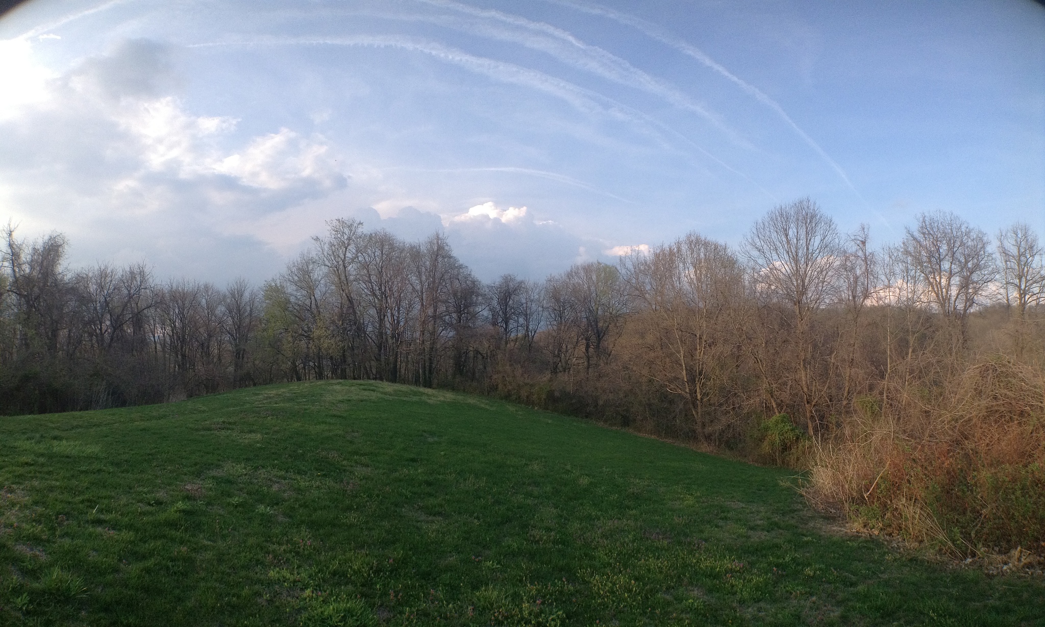 感受春风拂过山岗, 与大自然融为一体的诗意旅程