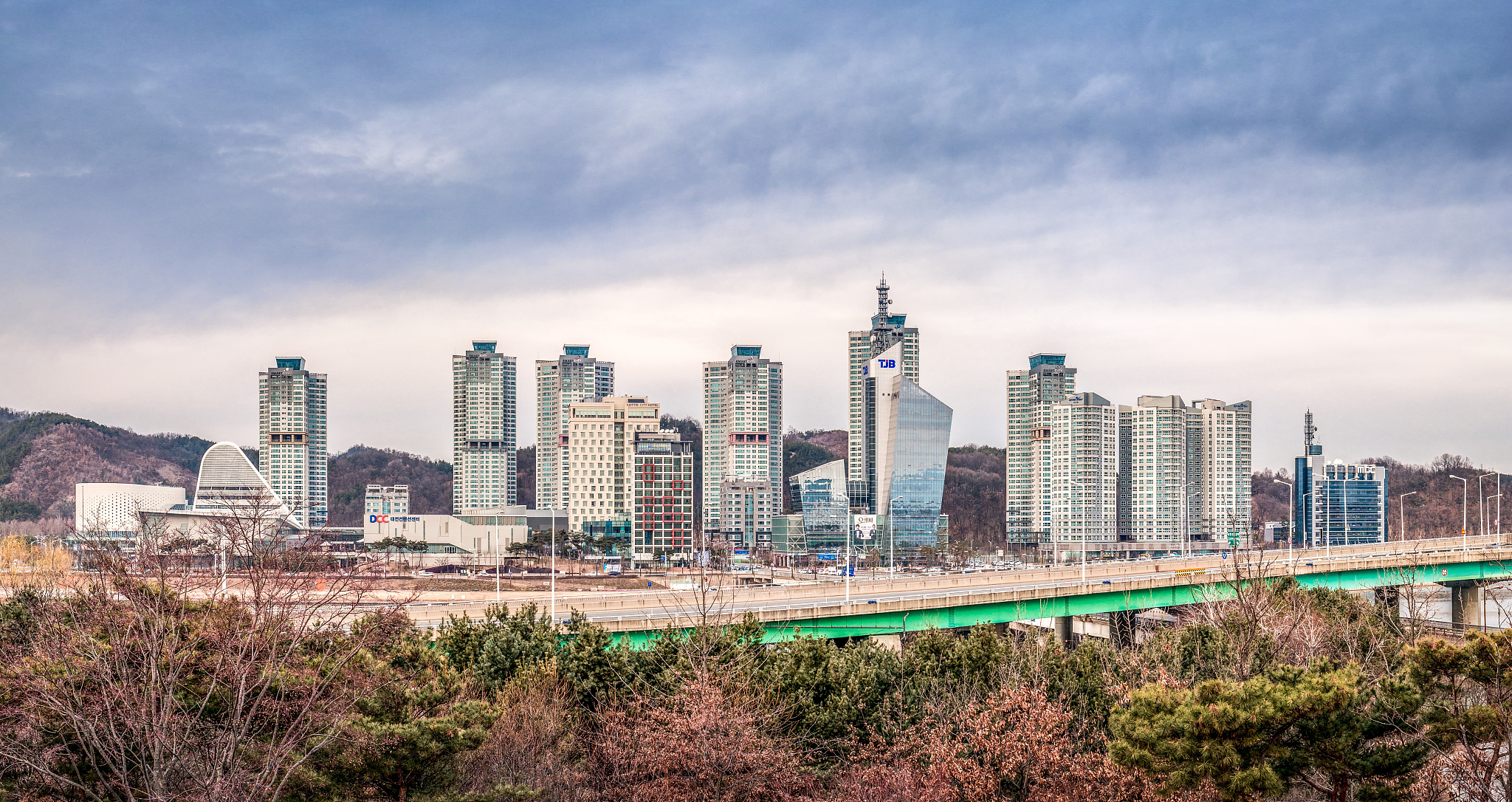 daejeon city skyline view, south korea
