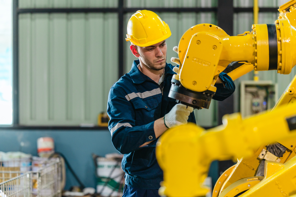 2019年毕业读工程机械运用与维修专业好吗？就业前景、薪资待遇分析