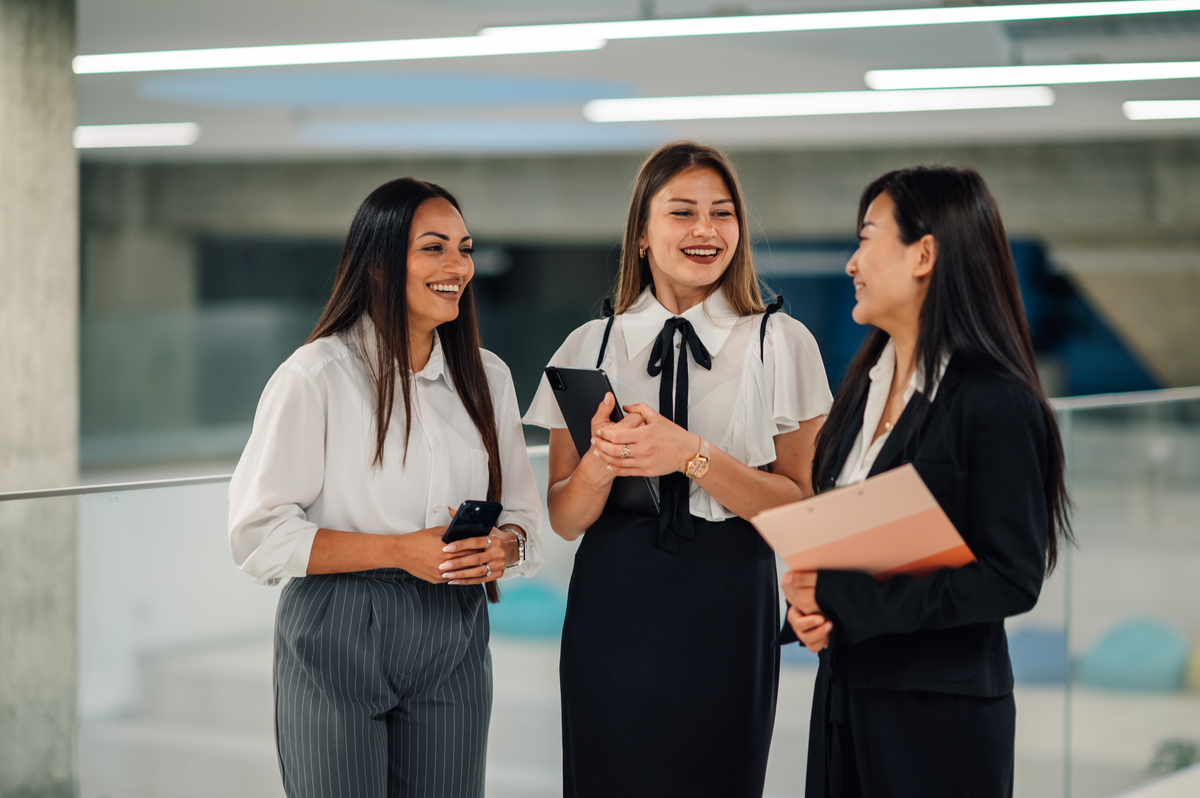 适合女生的长期稳定职业：从教育、医疗到金融、公务员