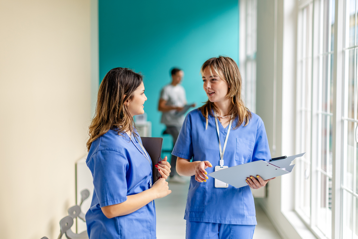 2020年护理学专业就业方向：前景广阔，机遇与挑战并存