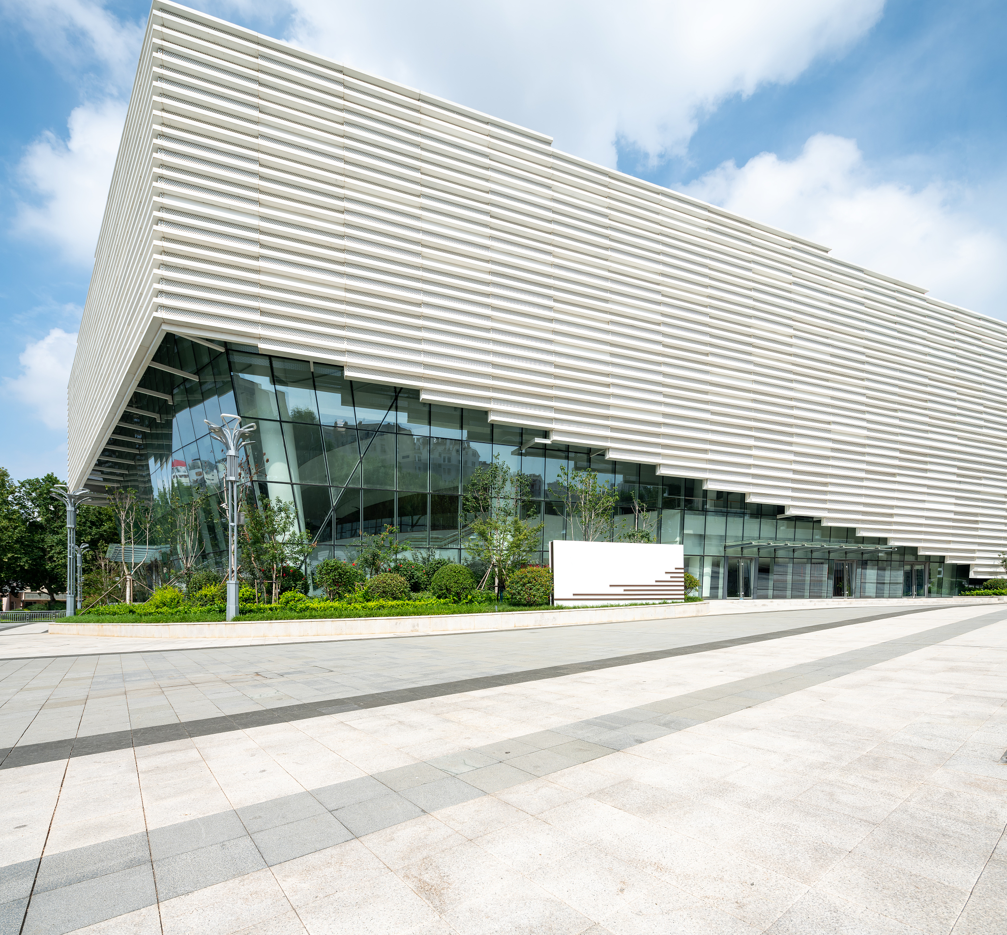 根据文章主题2023成都建博会人多吗目前预计将达12万人您准备好了吗撰写关于观众类型的文章内容要与主题相关符合SEO优化标准