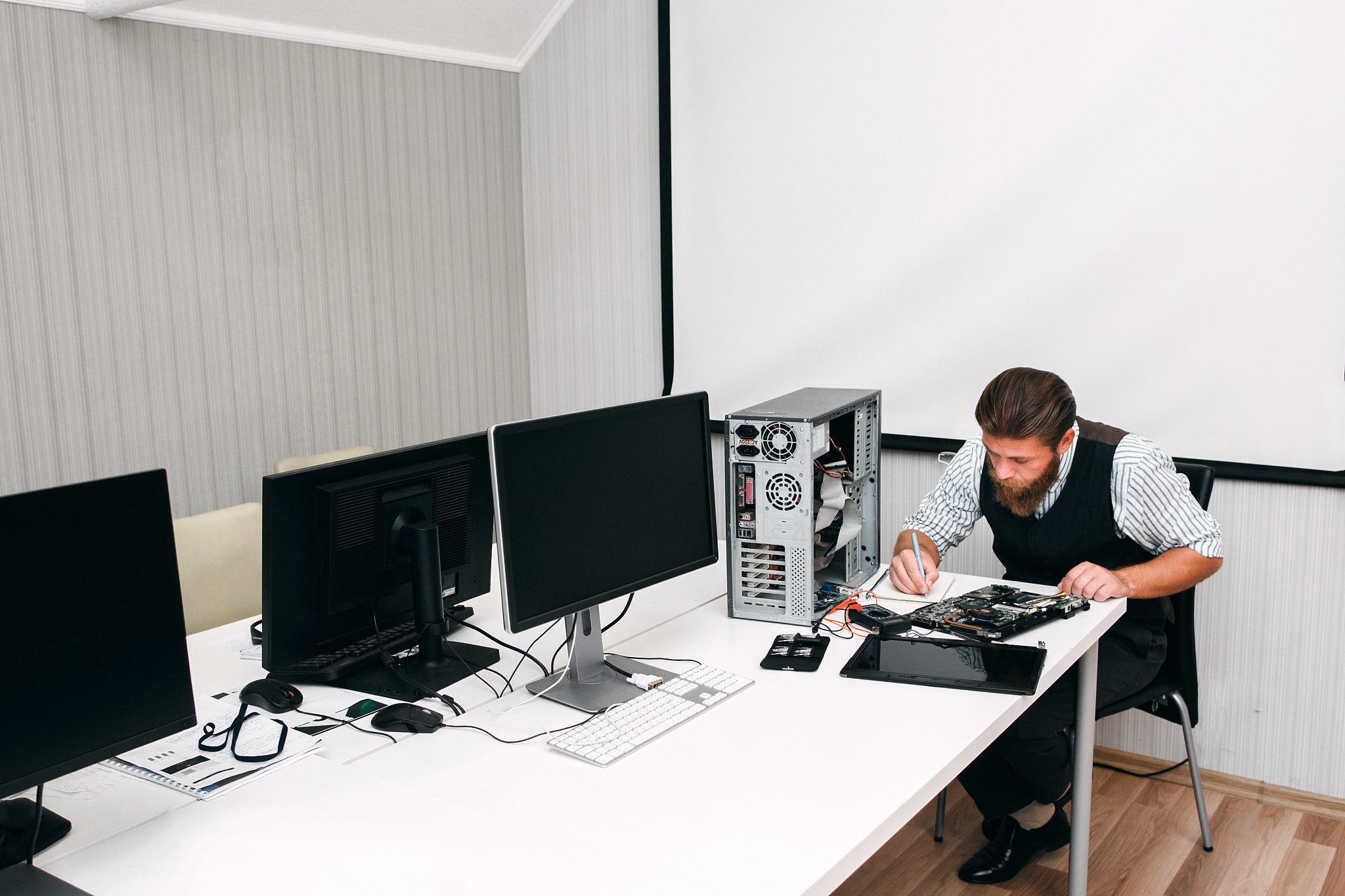 programmer testing work equipment in open space