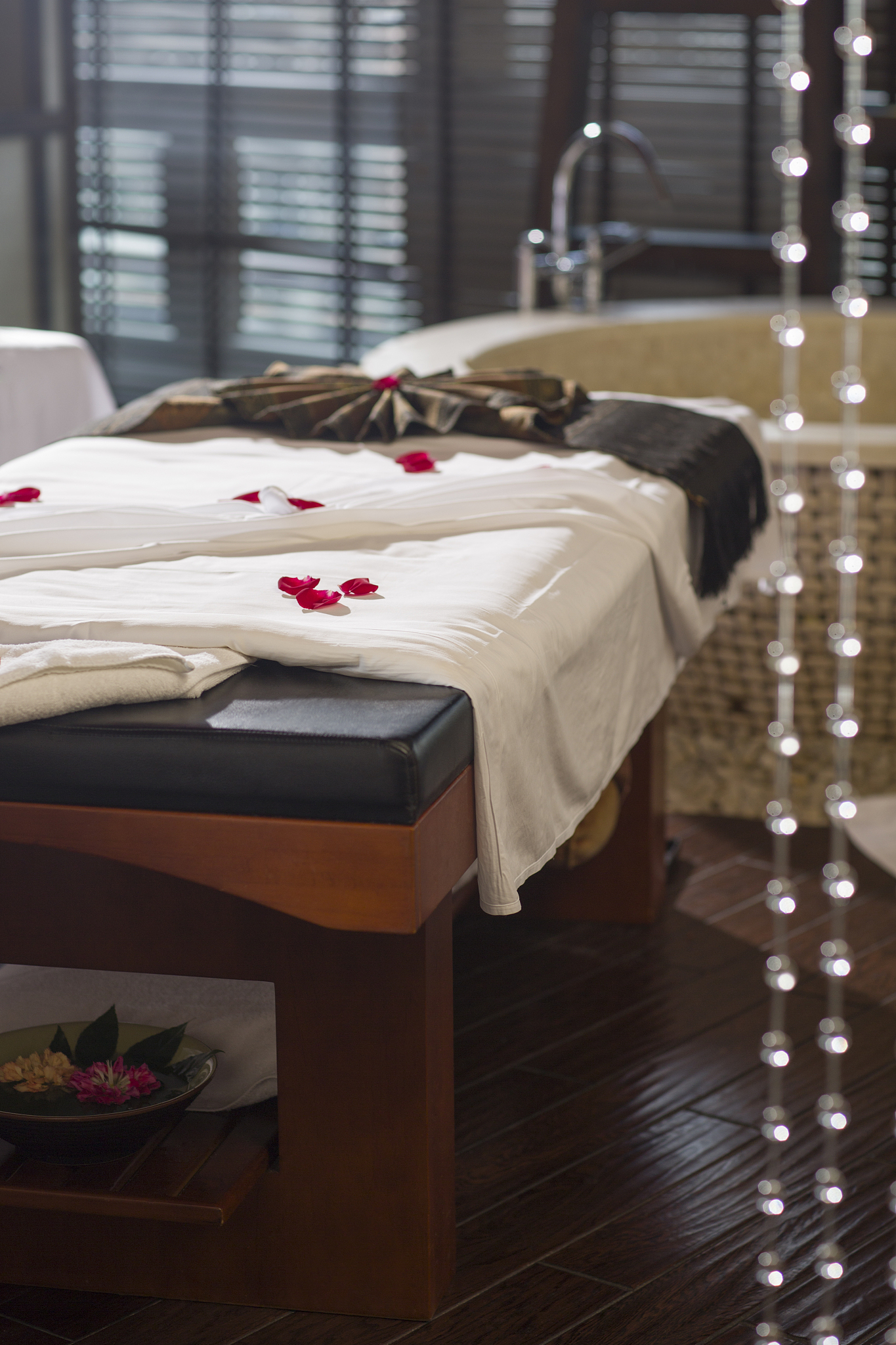 纳宜热疗养生房给你健康人生的保障