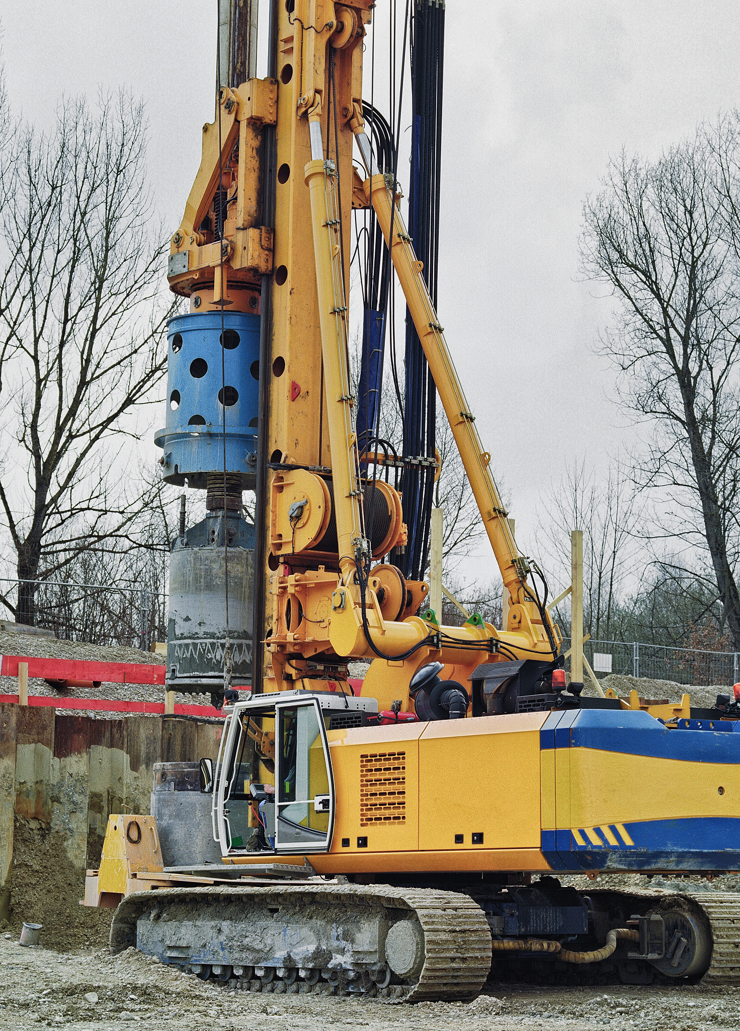 中国潜孔钻机生产厂家：知名品牌及联系方式