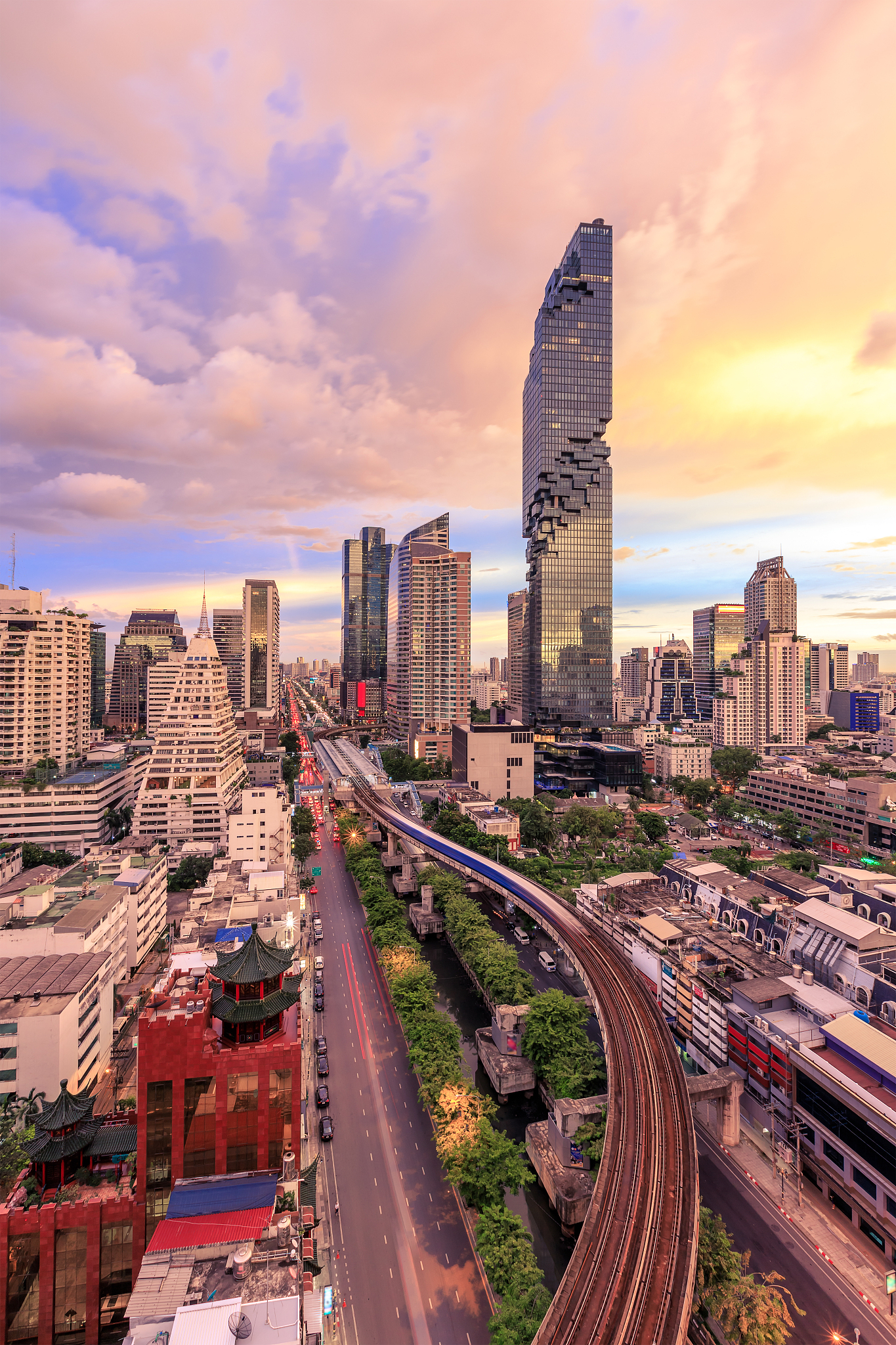 bangkok business district cityscape with skyscraper at twilight,