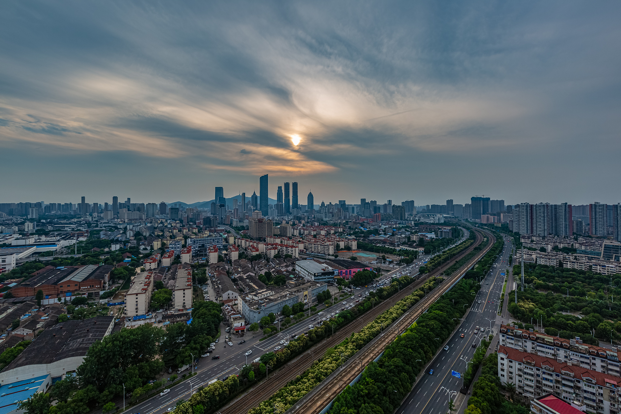 中国江苏省无锡市城市建筑风光