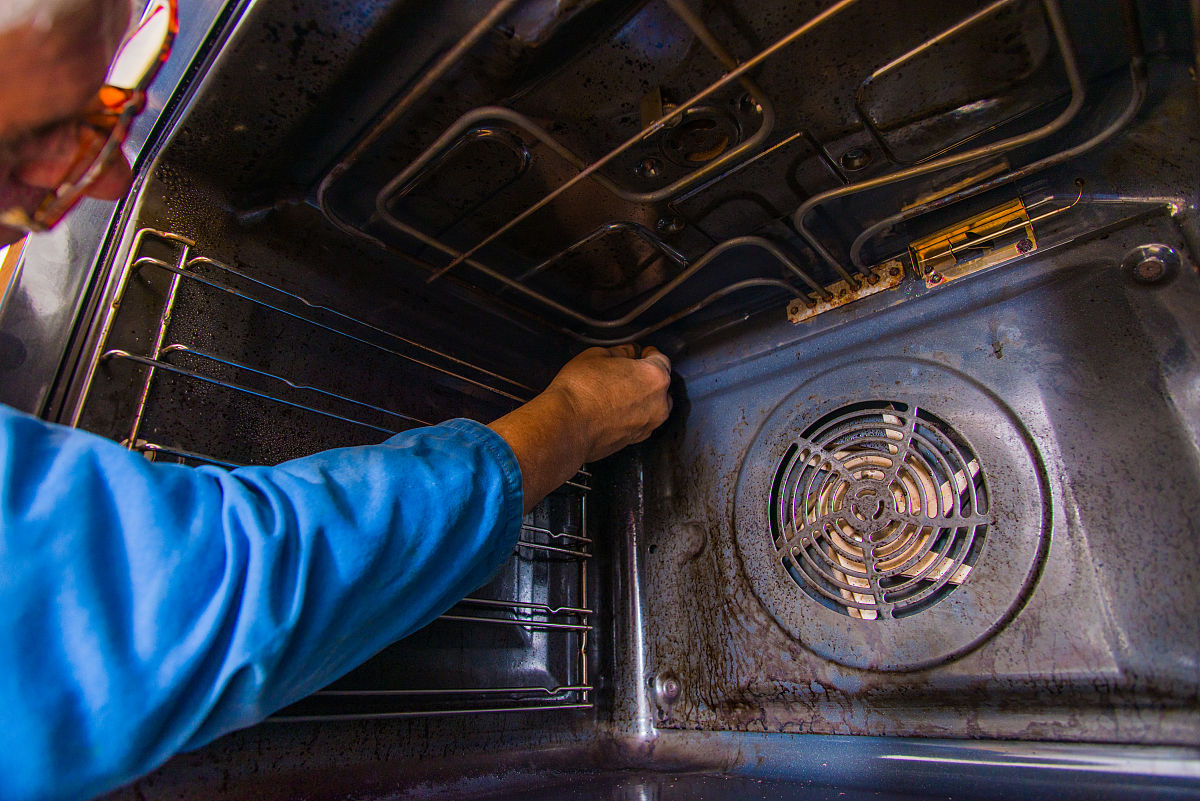 达州市水电学校水电厂机电设备安装与运行专业课程内容 - 课程安排详解