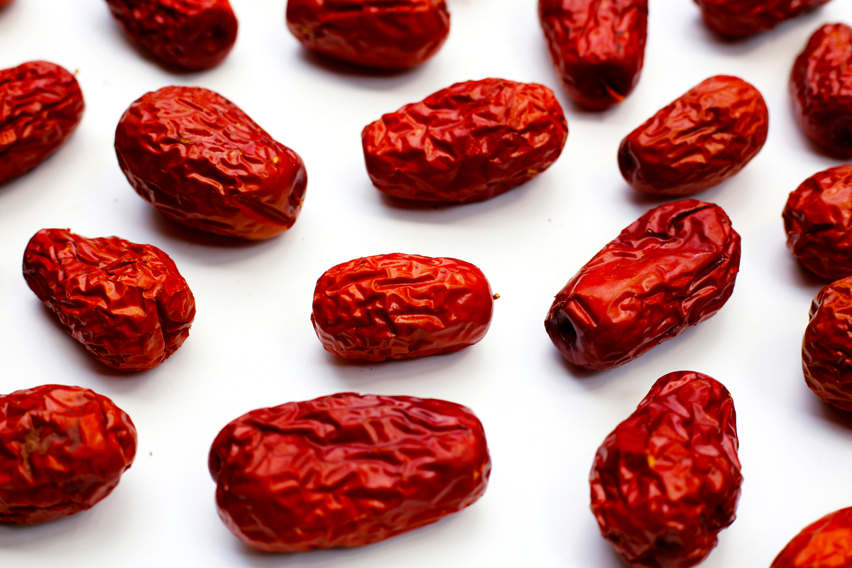 2023新疆特产大全：吐鲁番葡萄干、正宗新疆羊肉串、和田大枣…