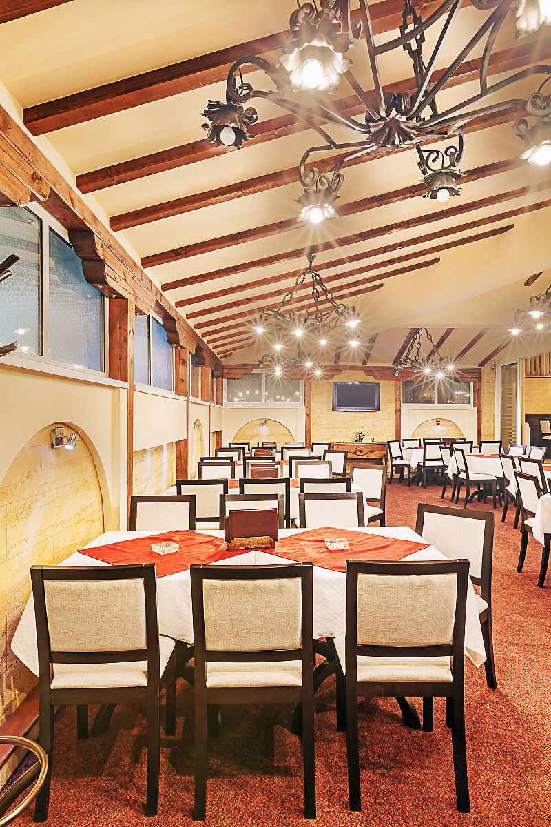 小饭店如何装修